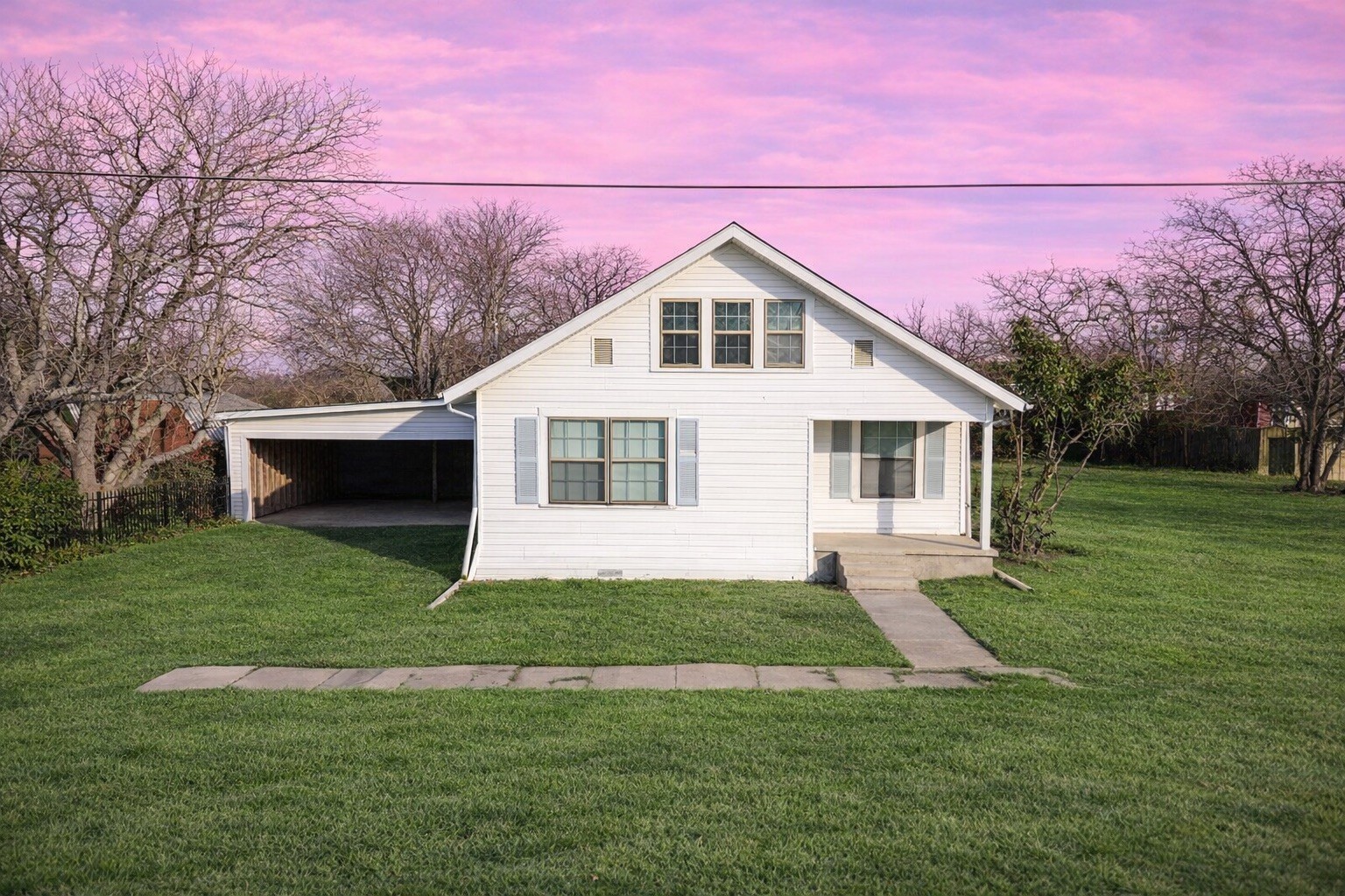 108 W Stroud Street Frost TX 76641