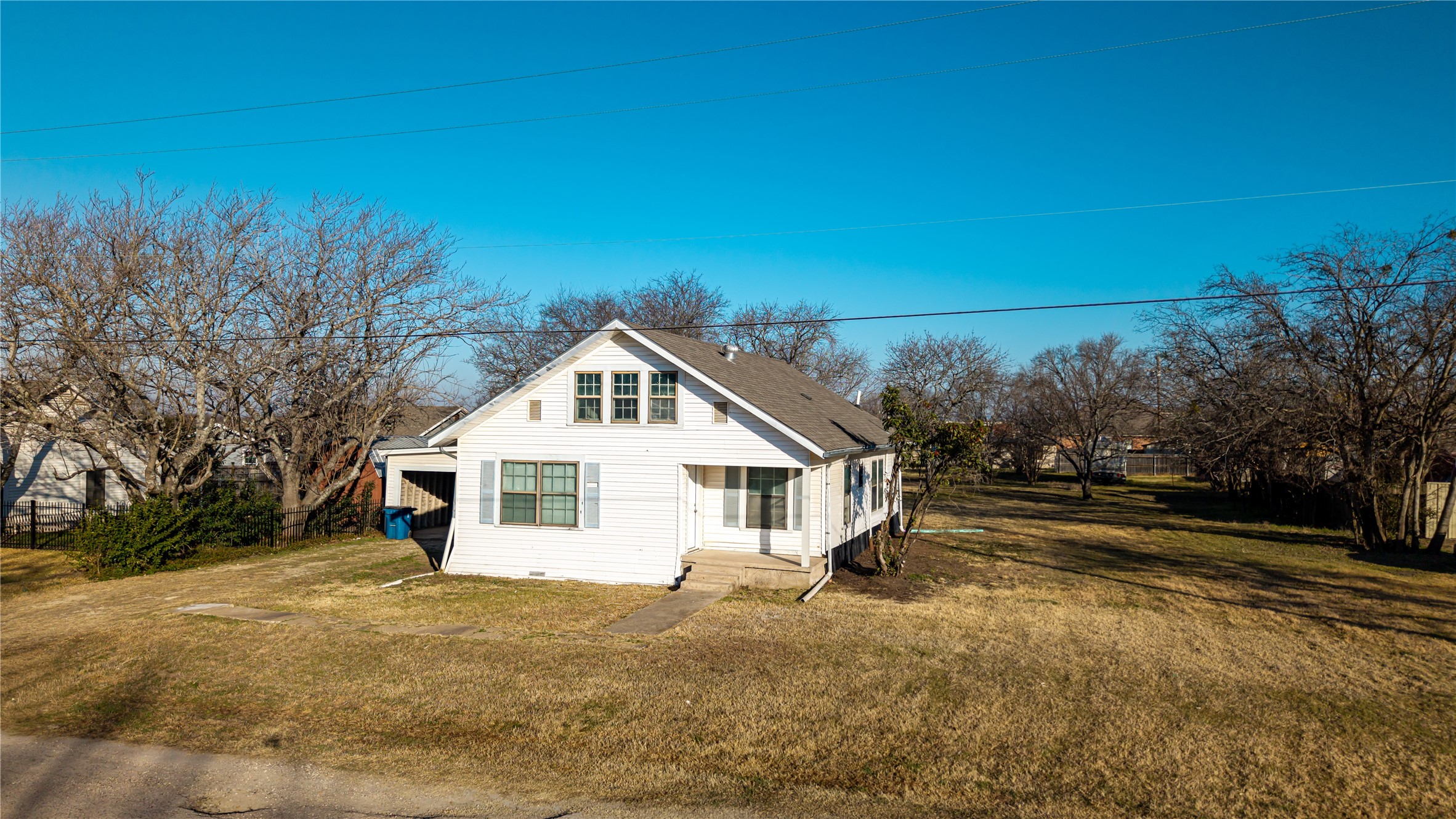 108 W Stroud Street Frost TX 76641