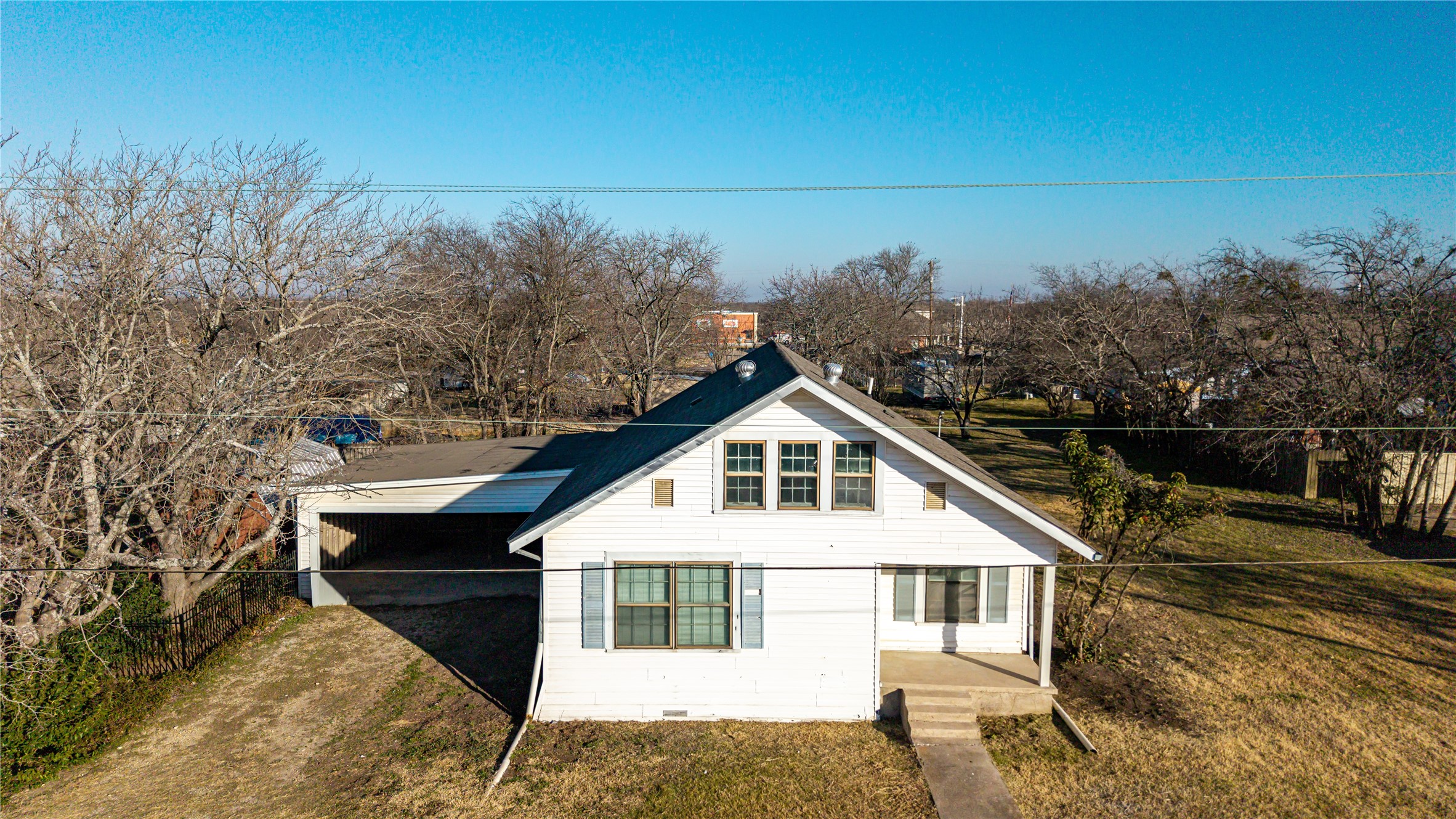 108 W Stroud Street Frost TX 76641