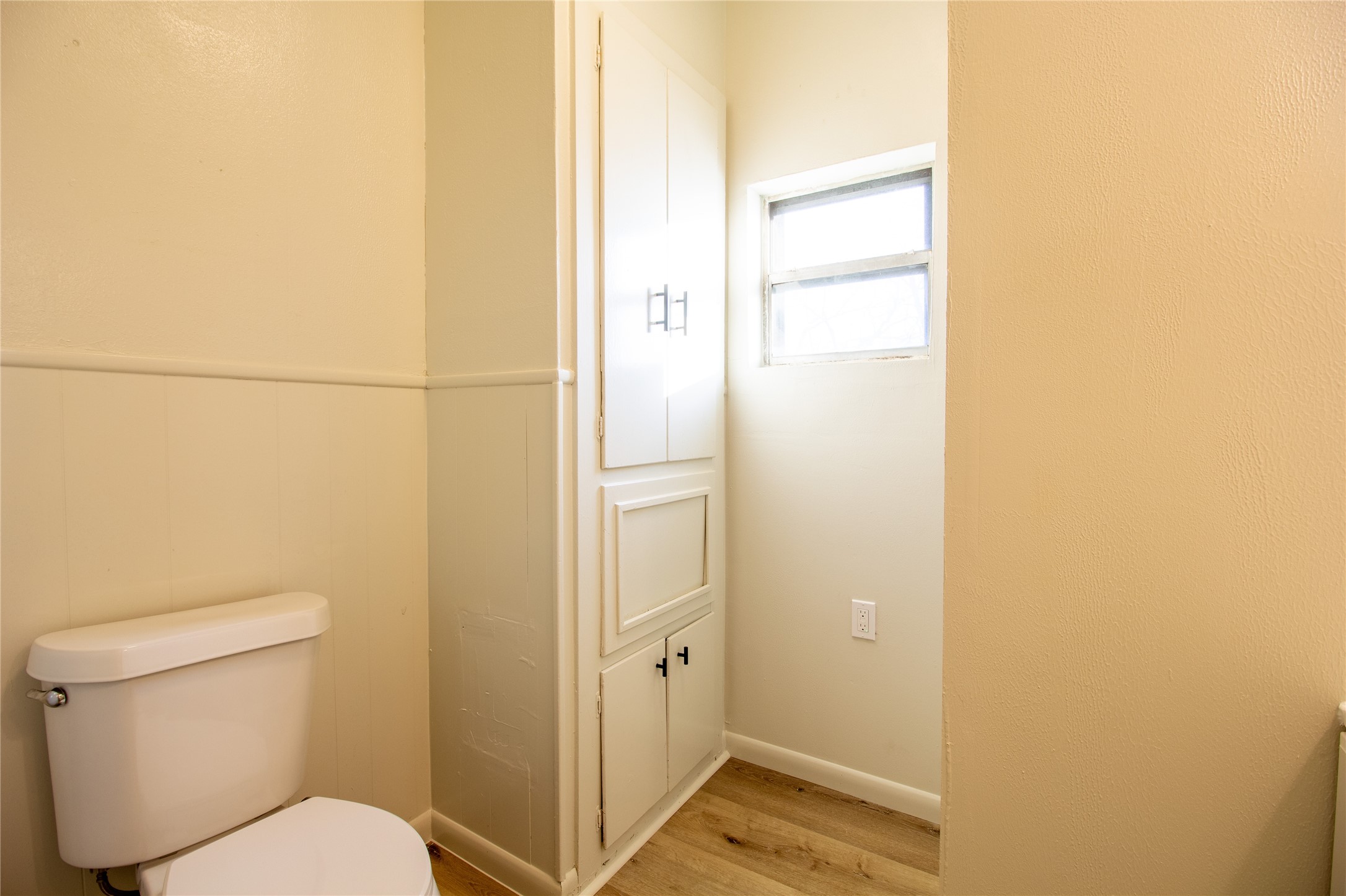 108 W Stroud Street Frost TX 76641