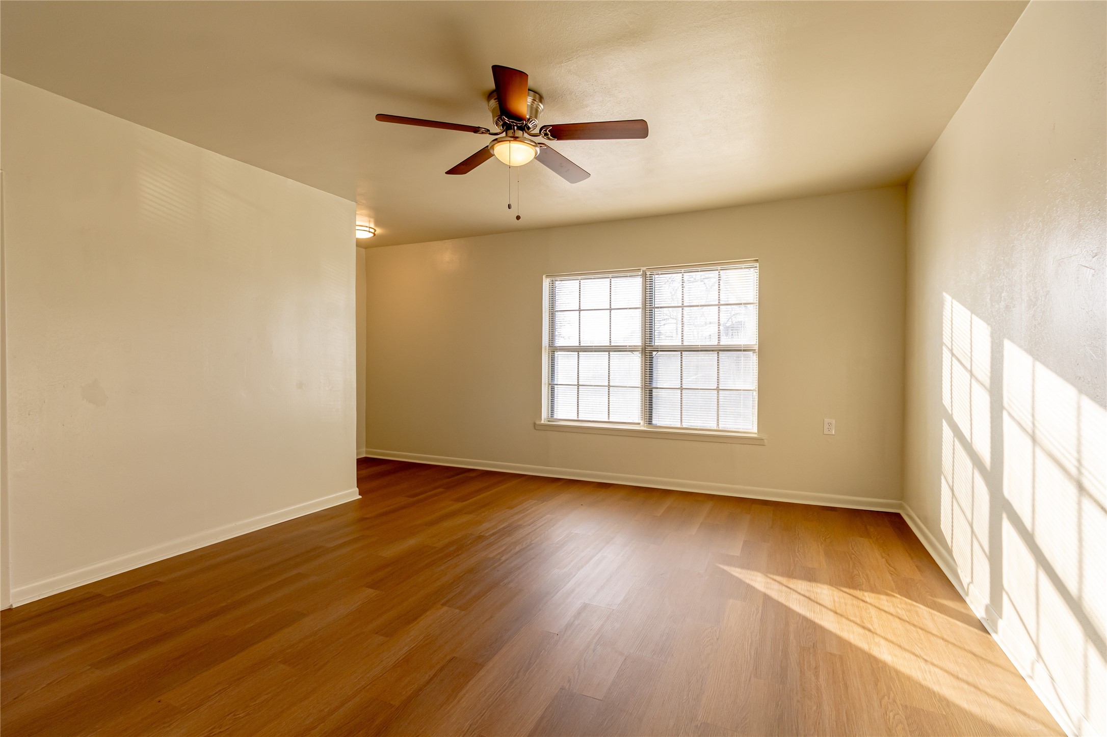 108 W Stroud Street Frost TX 76641