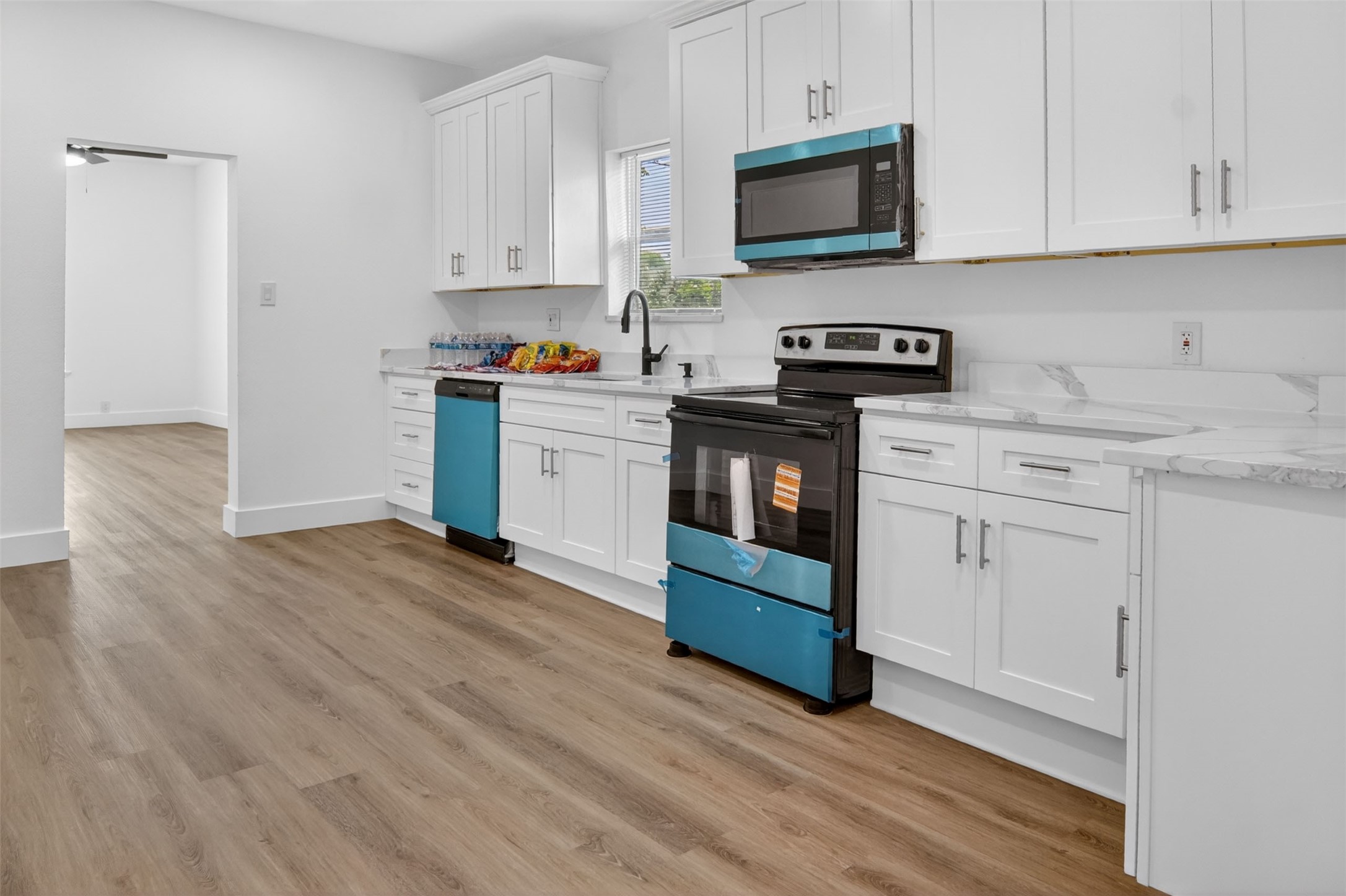 402 W Trammell Avenue Everman TX 76140