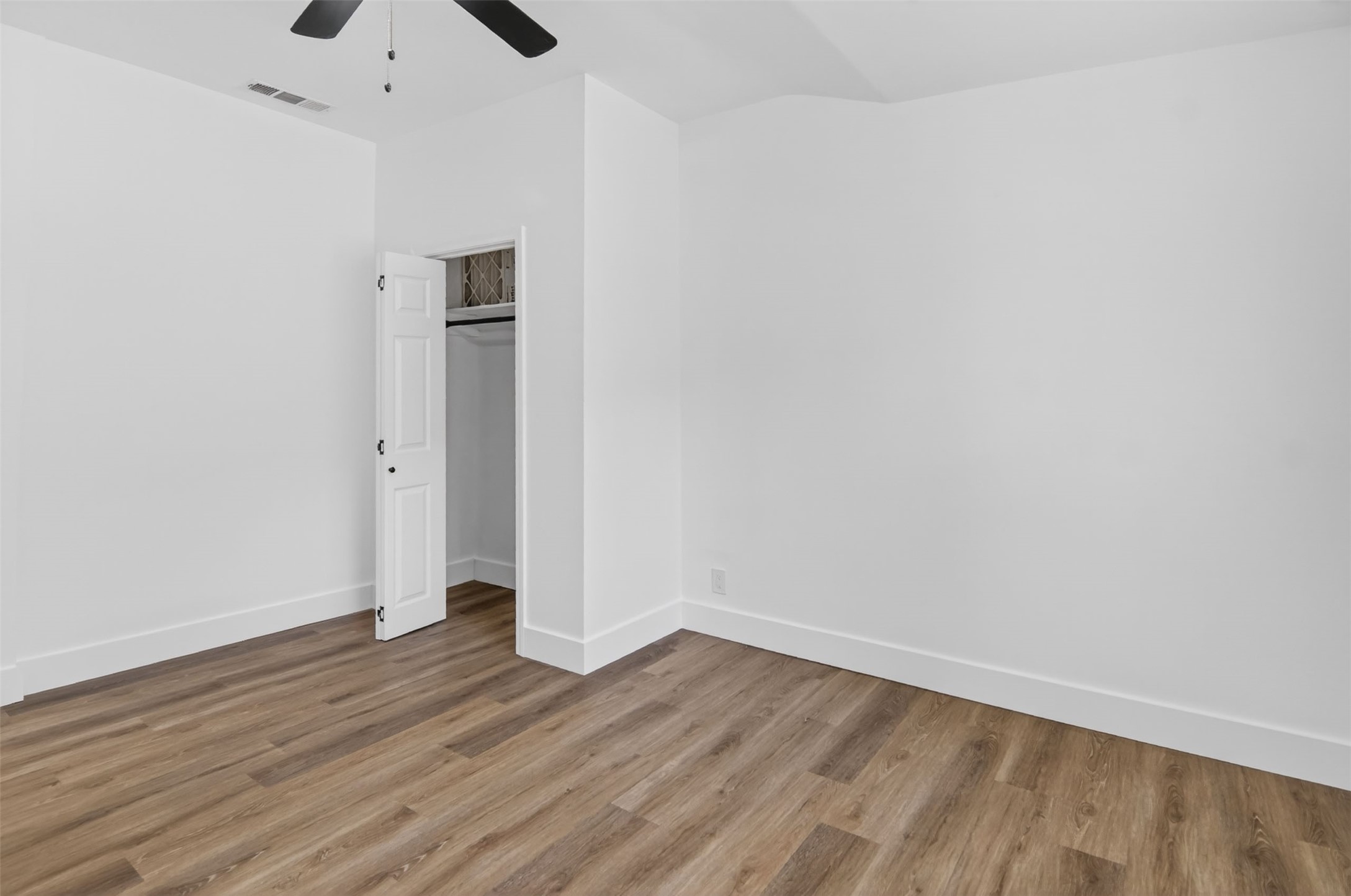 402 W Trammell Avenue Everman TX 76140