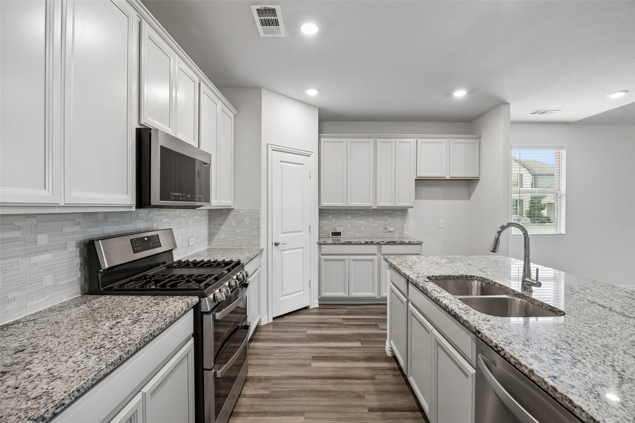 1940 Tomahawk Trail Aubrey TX 76227
