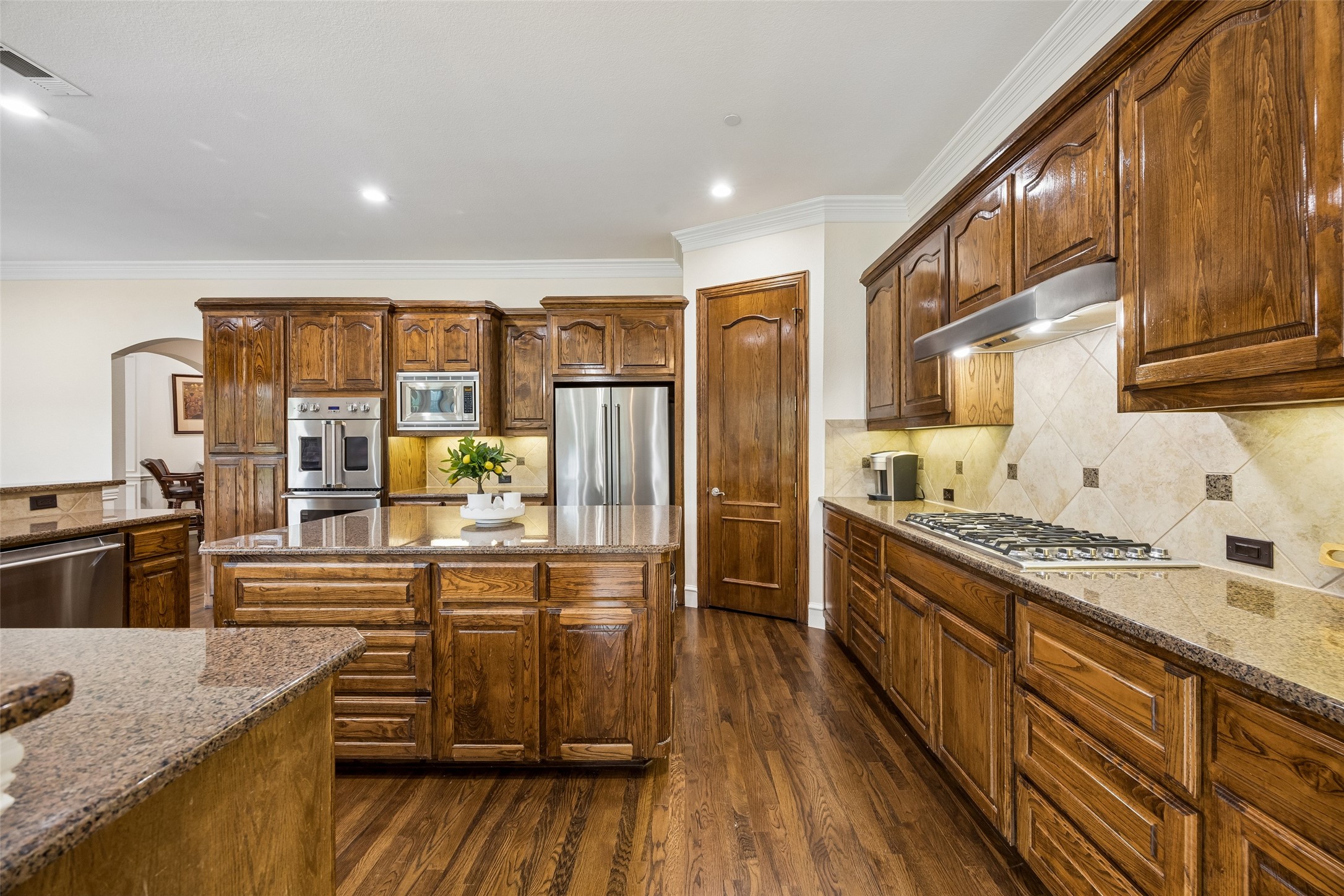 207 Dumont Court Fairview TX 75069
