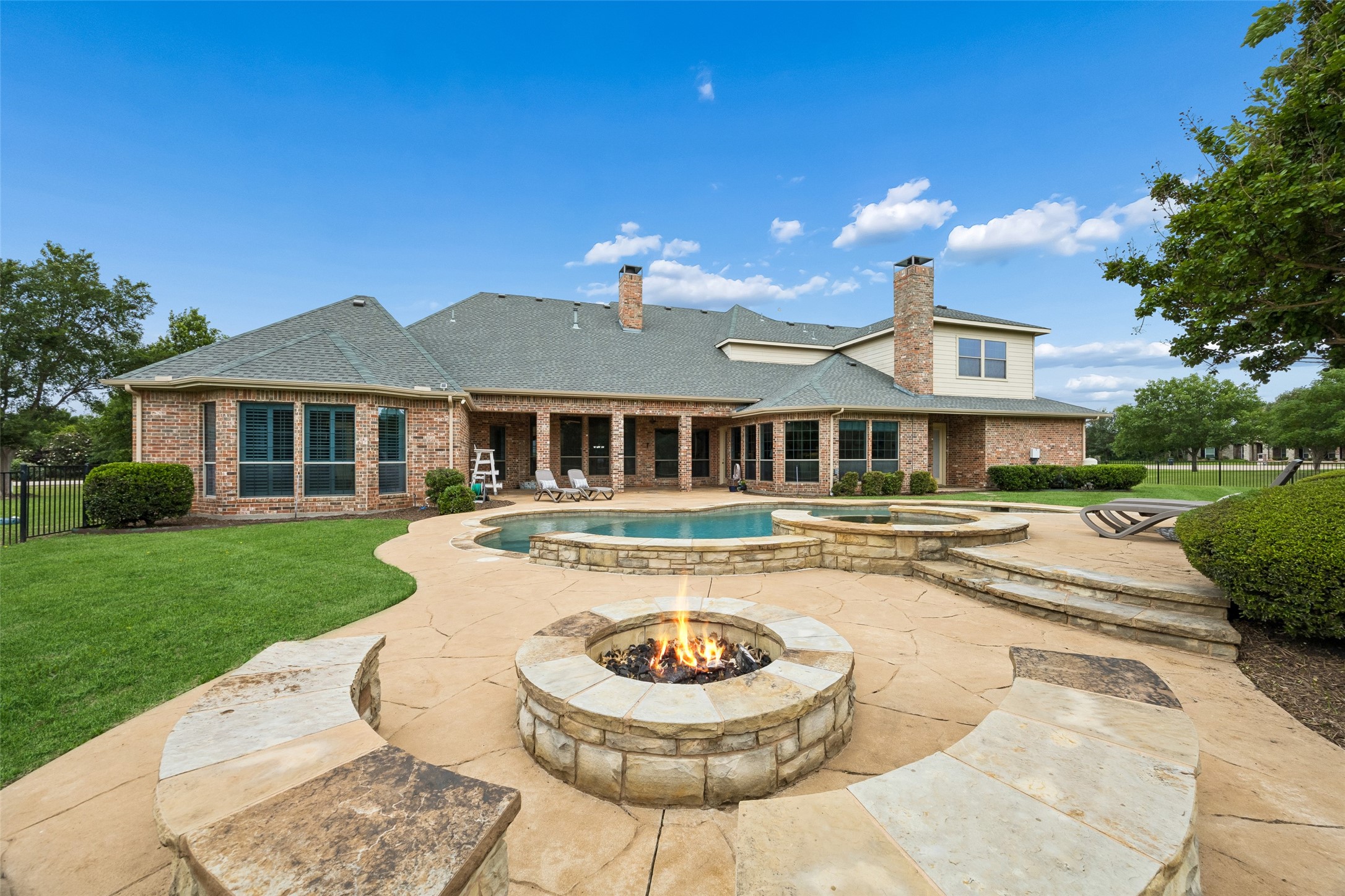207 Dumont Court Fairview TX 75069