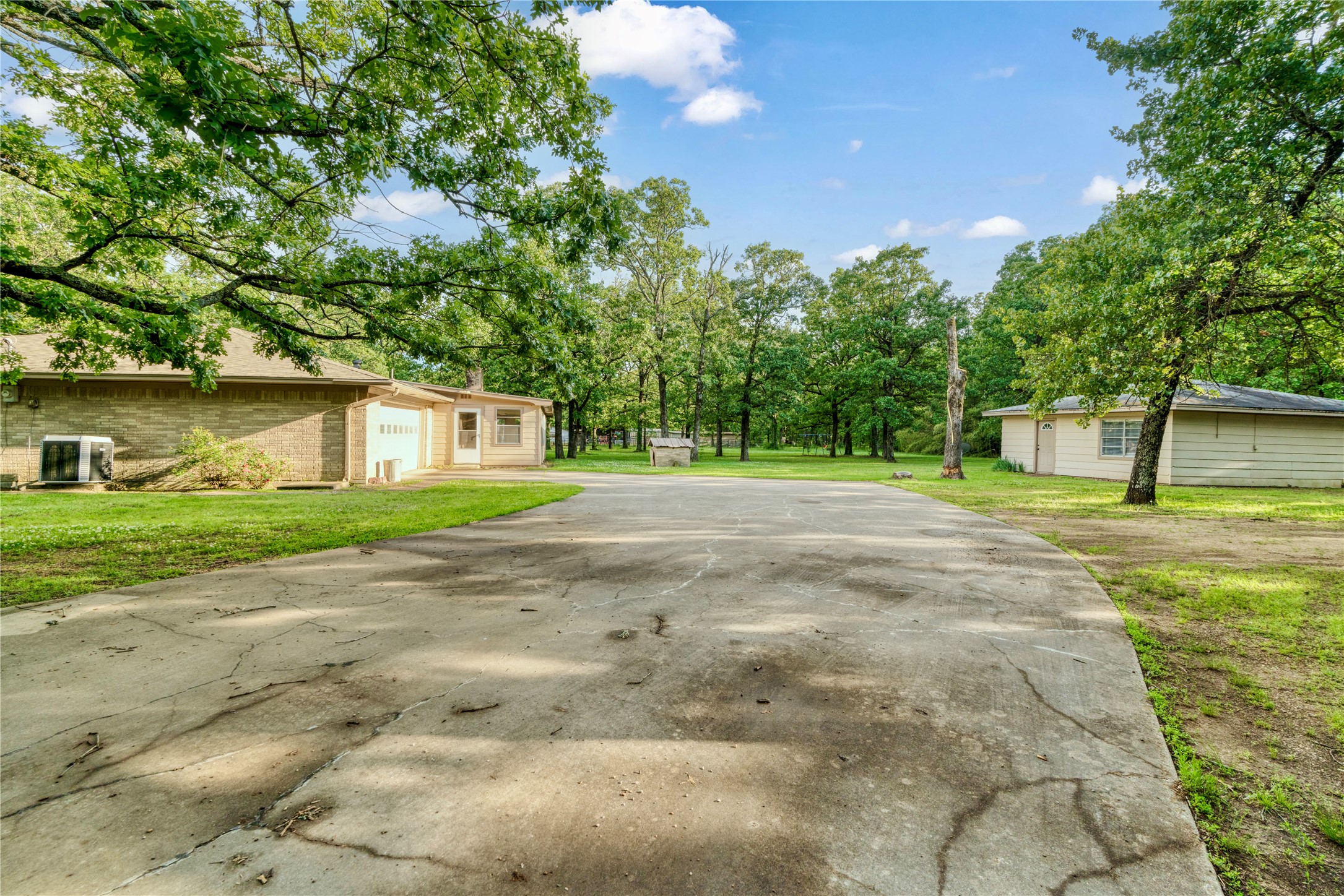 64 Farm Road 2121 Paris TX 75462