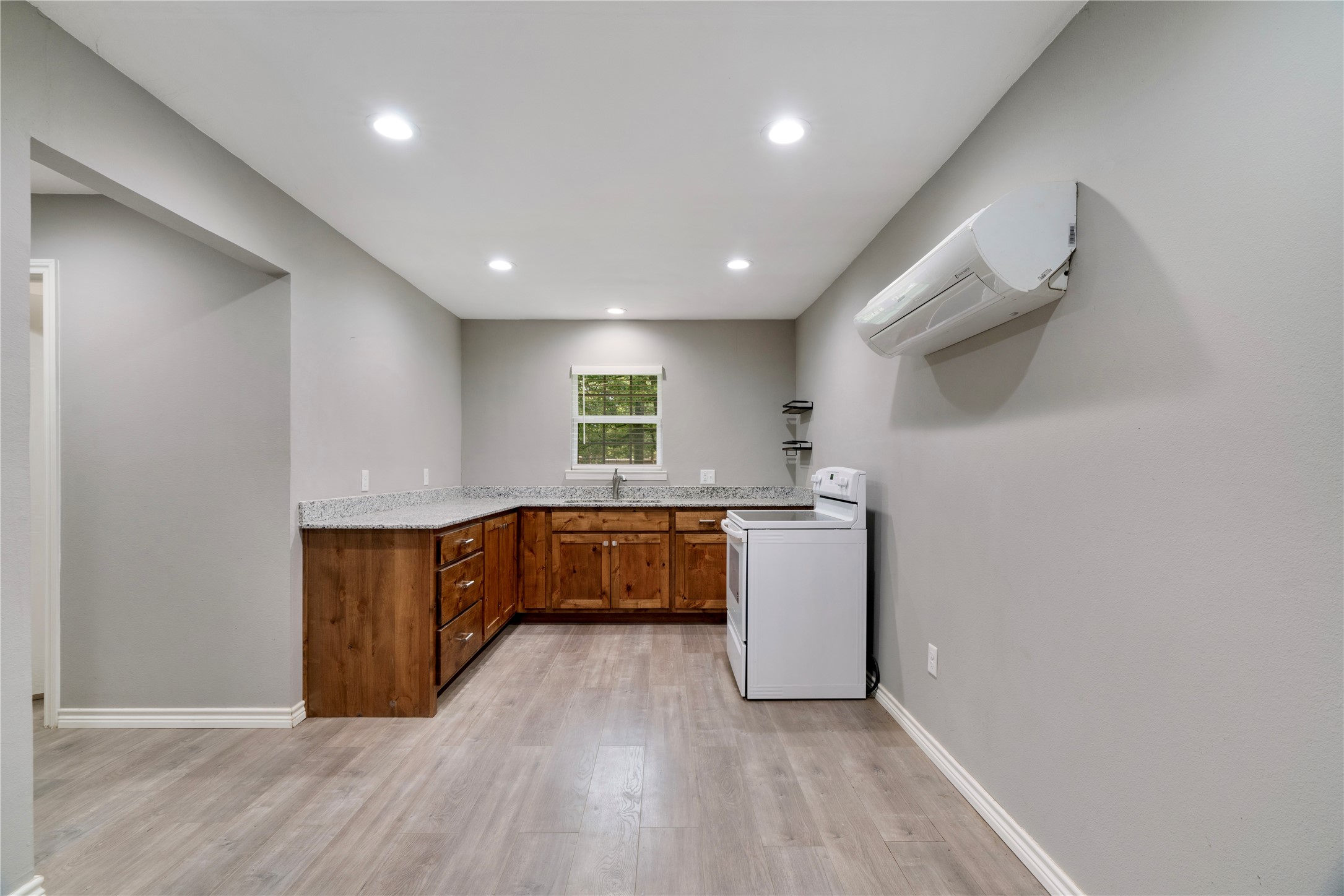64 Farm Road 2121 Paris TX 75462