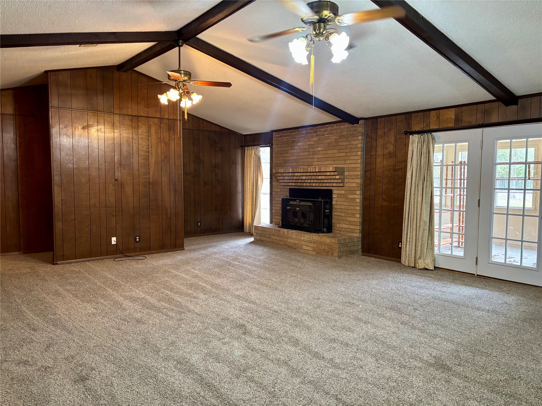 64 Farm Road 2121 Paris TX 75462