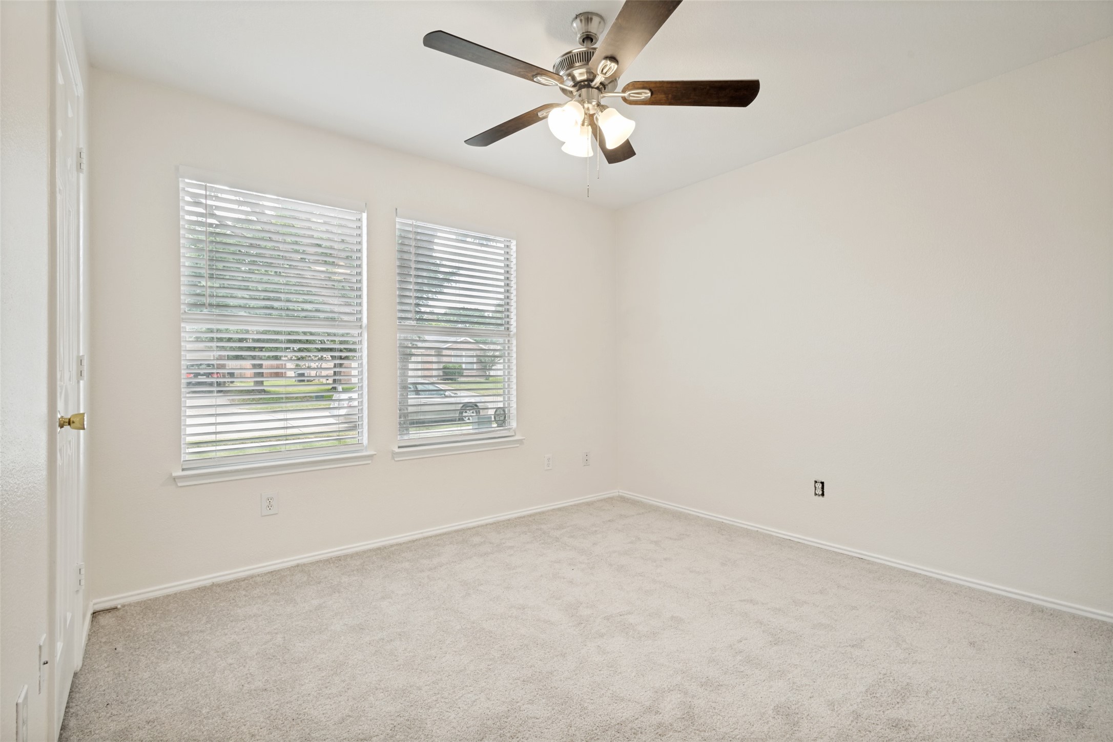 2208 Lookout Lane Denton TX 76207