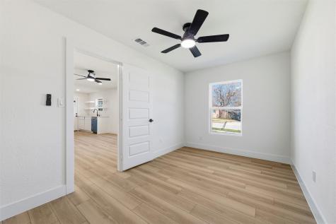 1410 Tanglewood Lane Garland TX 75042