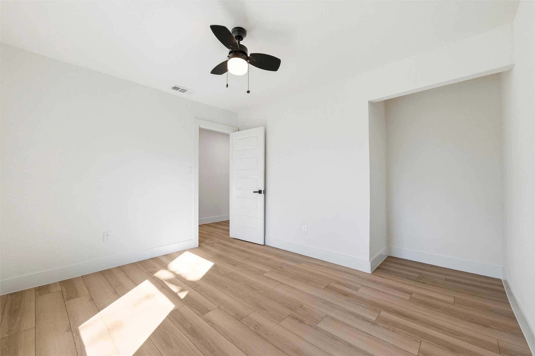 1410 Tanglewood Lane Garland TX 75042