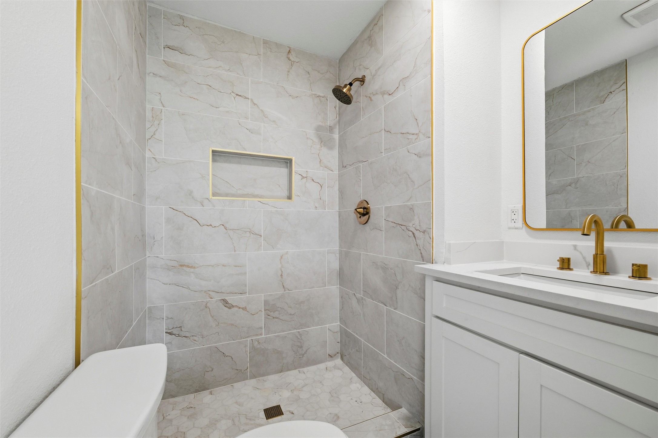 1410 Tanglewood Lane Garland TX 75042