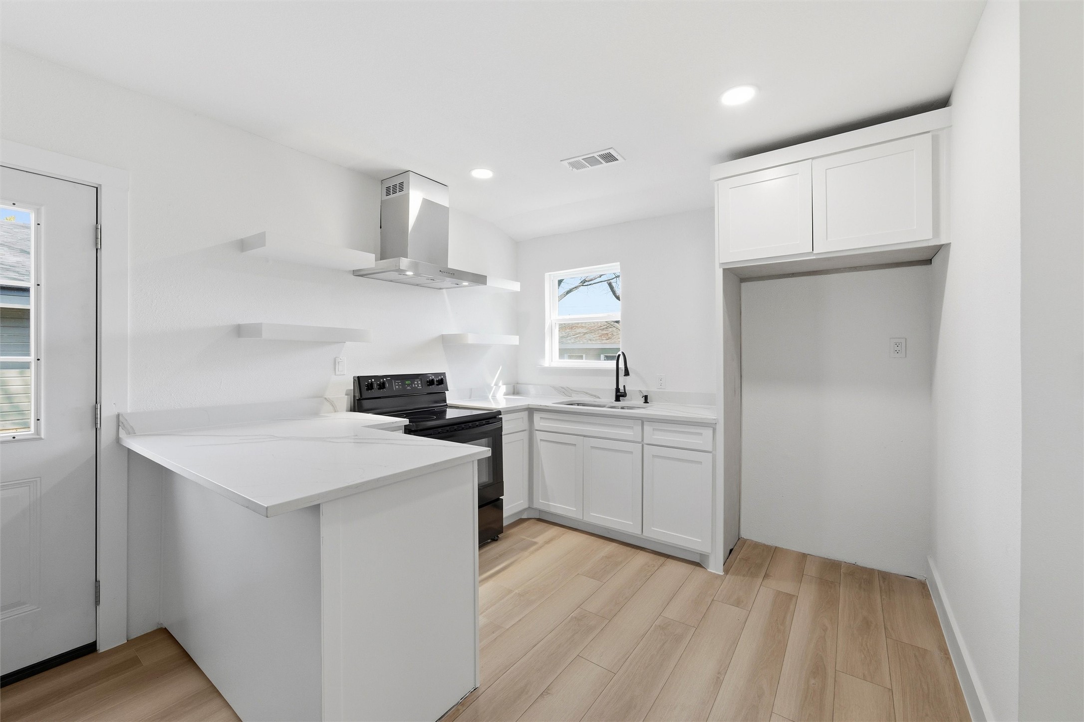 1410 Tanglewood Lane Garland TX 75042