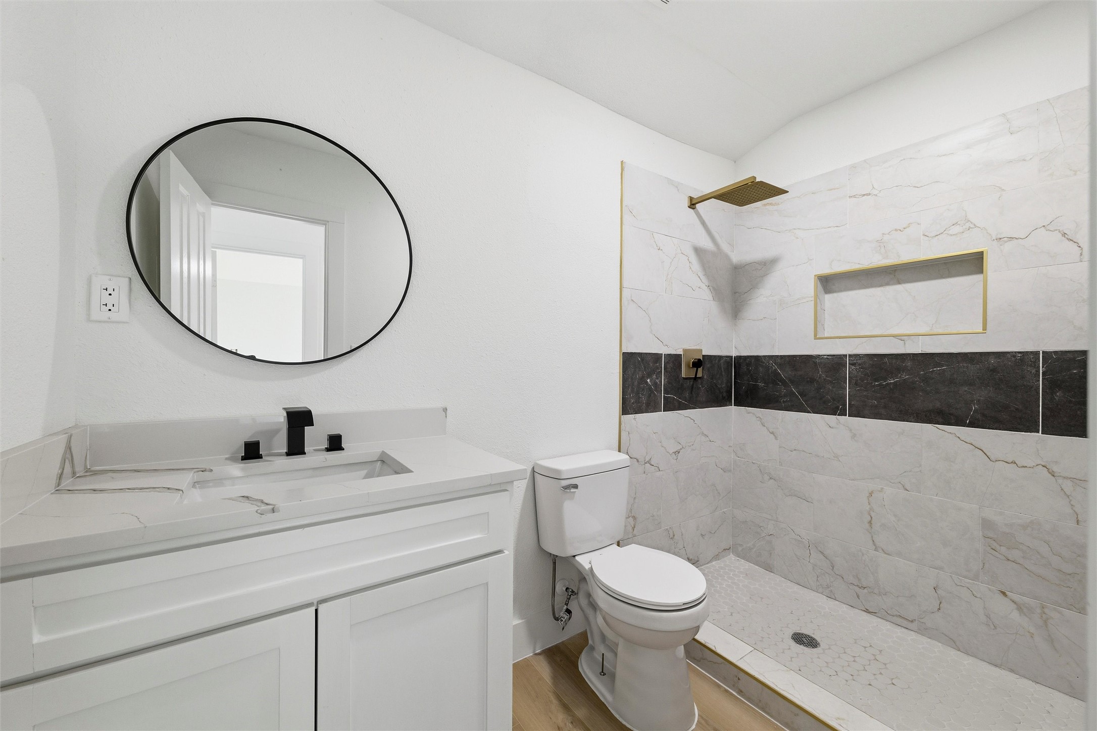 1410 Tanglewood Lane Garland TX 75042