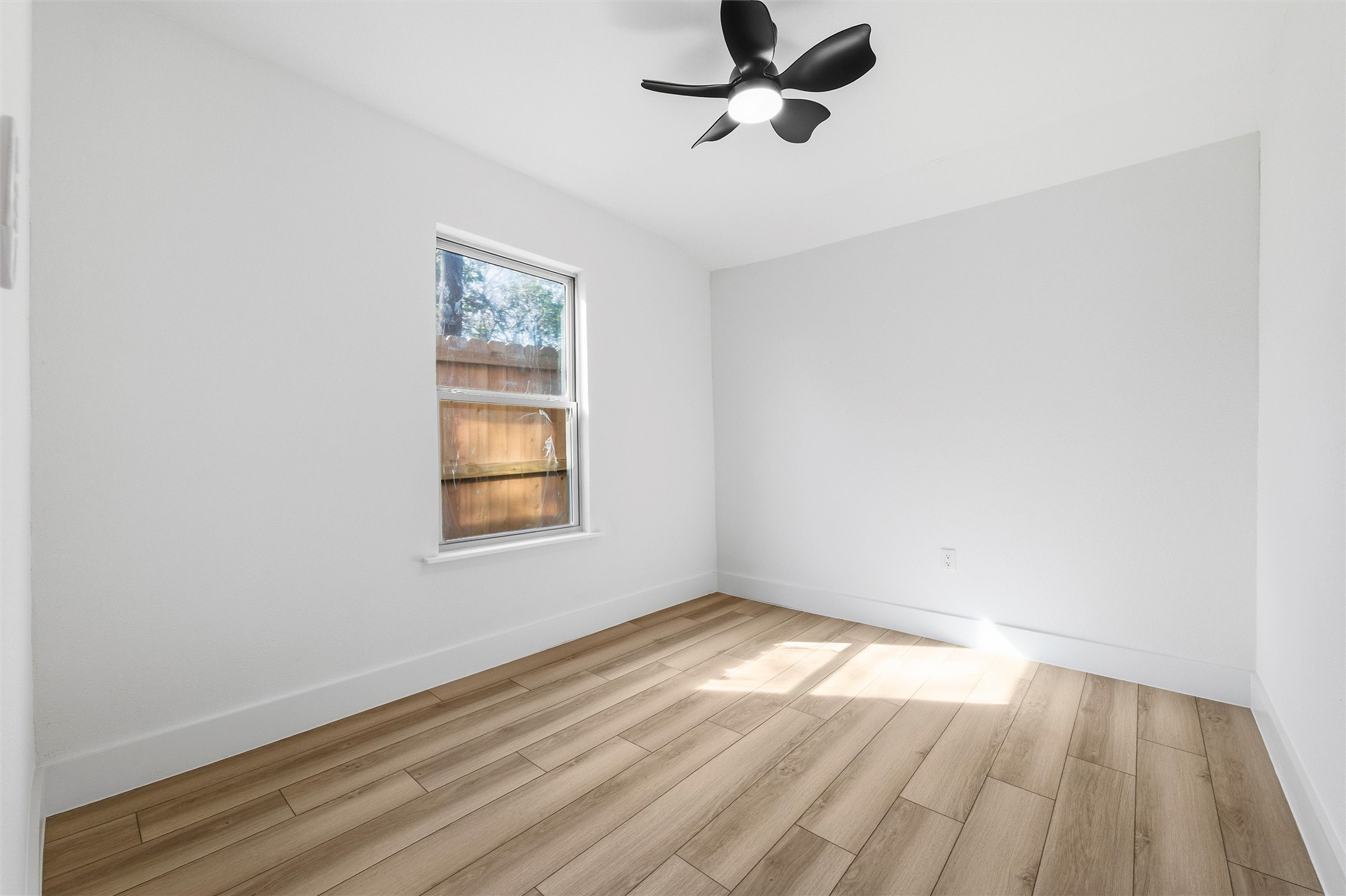 1410 Tanglewood Lane Garland TX 75042