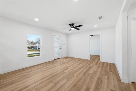 1410 Tanglewood Lane Garland TX 75042
