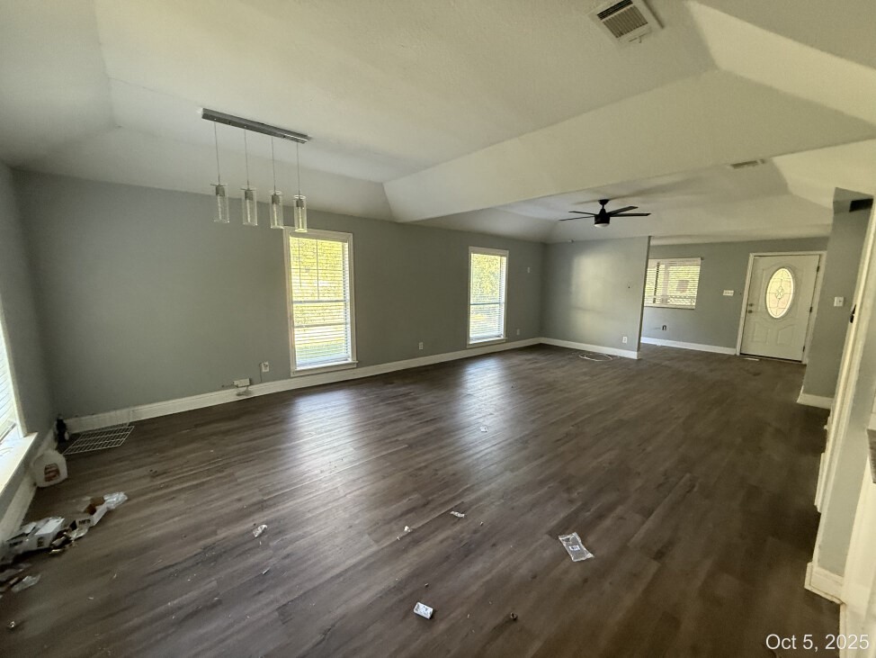 2009 Apache Road Quinlan TX 75474