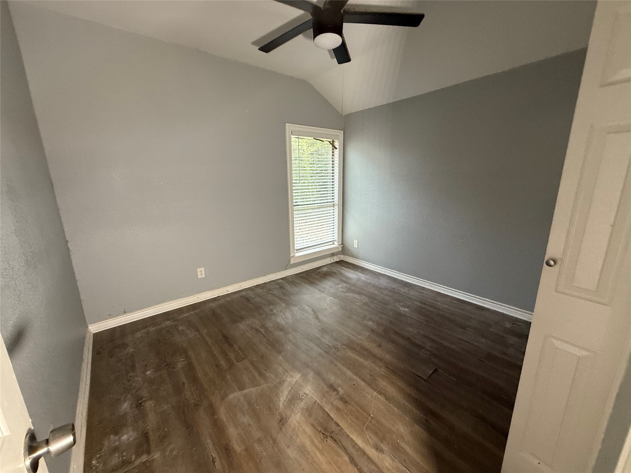2009 Apache Road Quinlan TX 75474