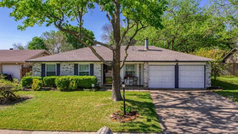 1106 Dickens Court Arlington TX 76015