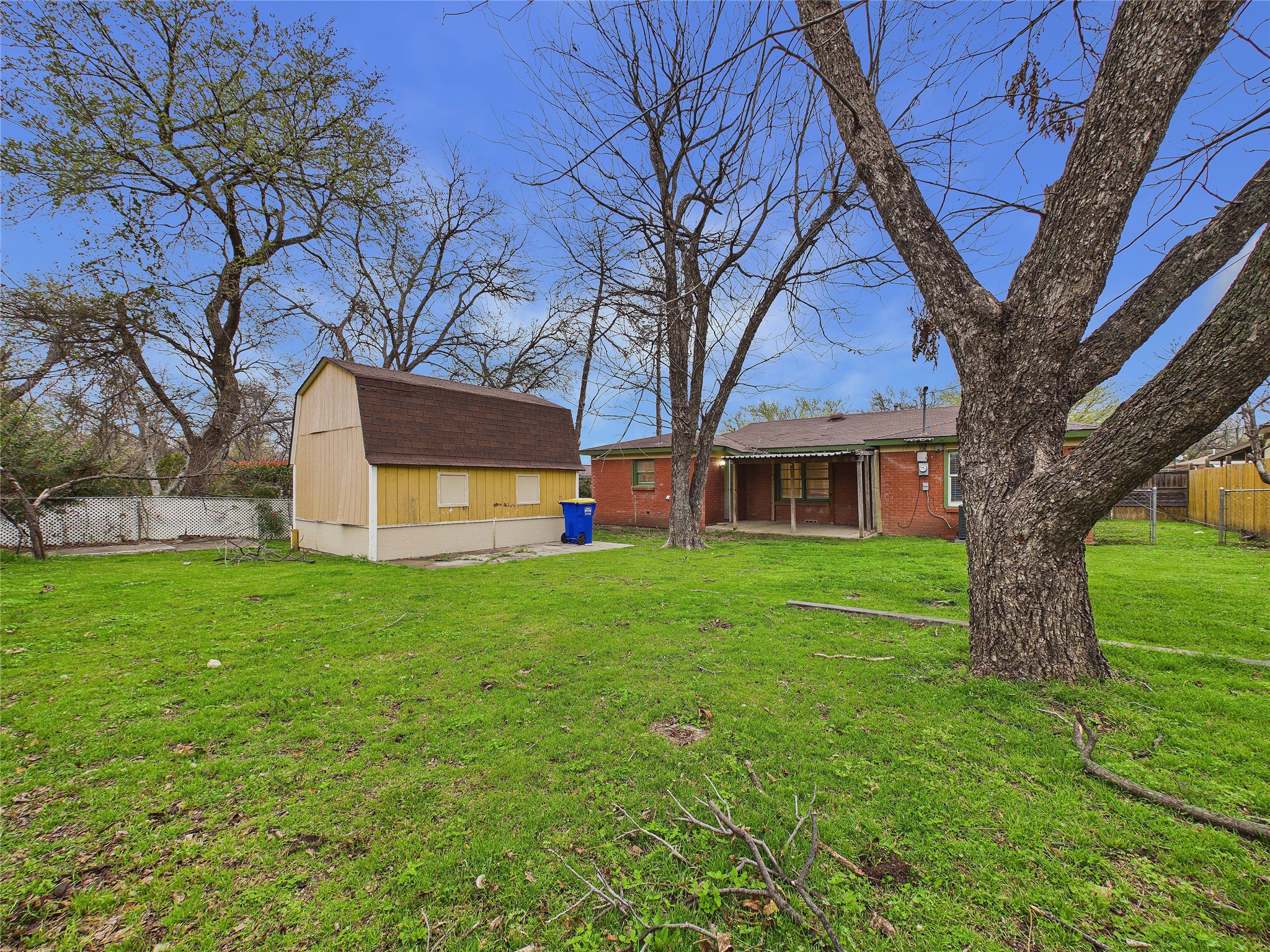 500 Crandle Drive White Settlement TX 76108