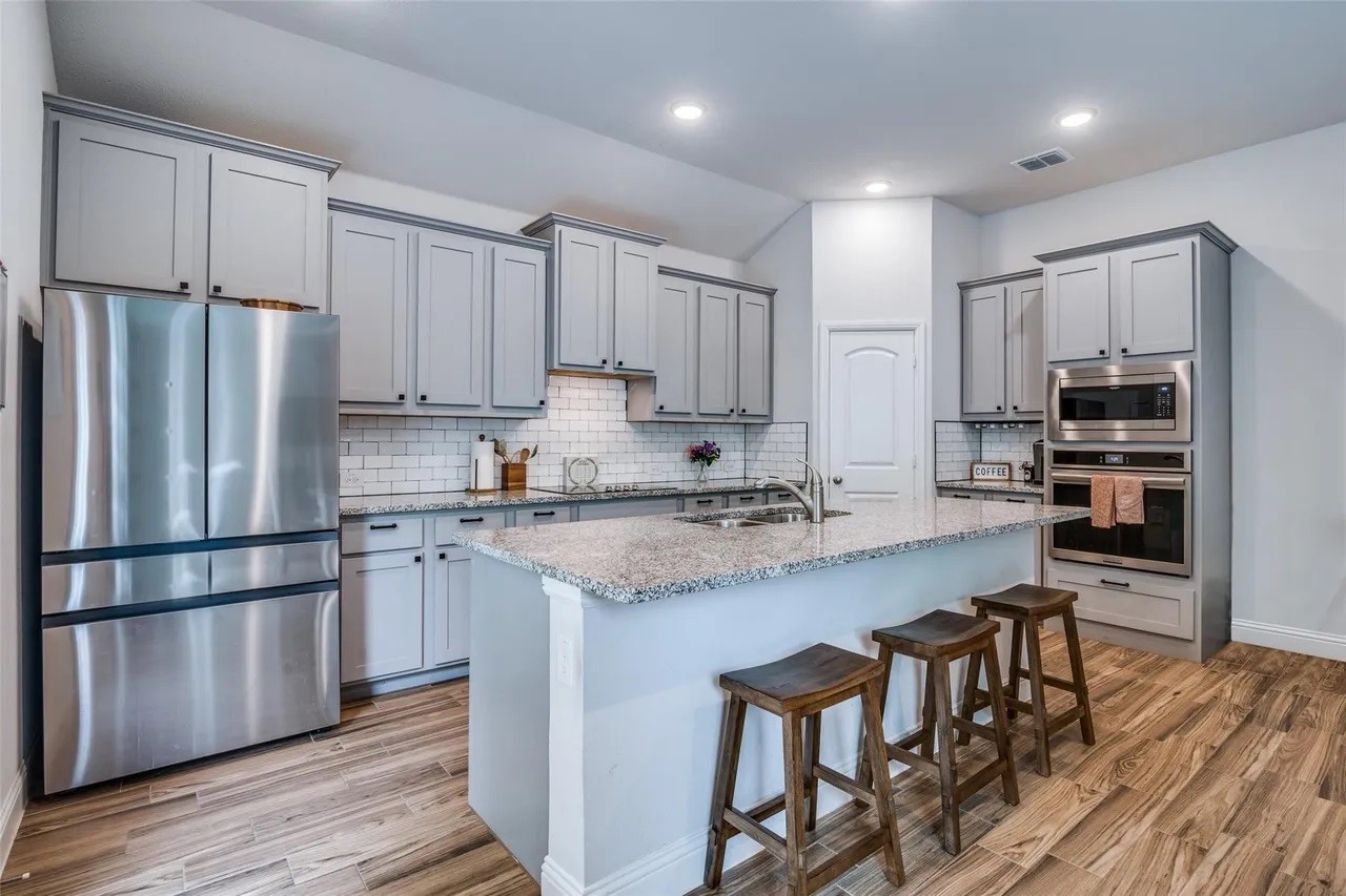 8221 Hampton Drive Rowlett TX 75089