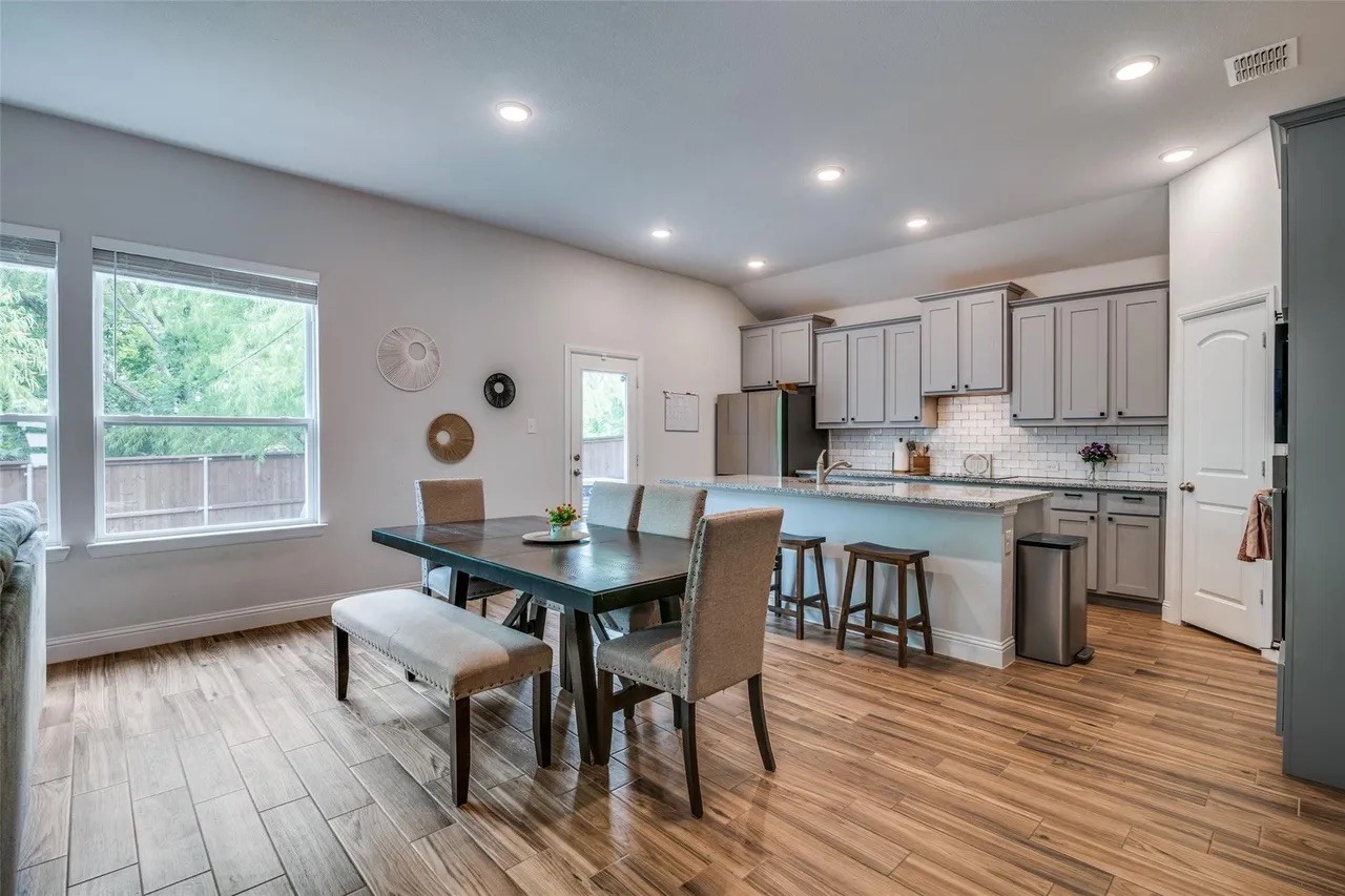 8221 Hampton Drive Rowlett TX 75089