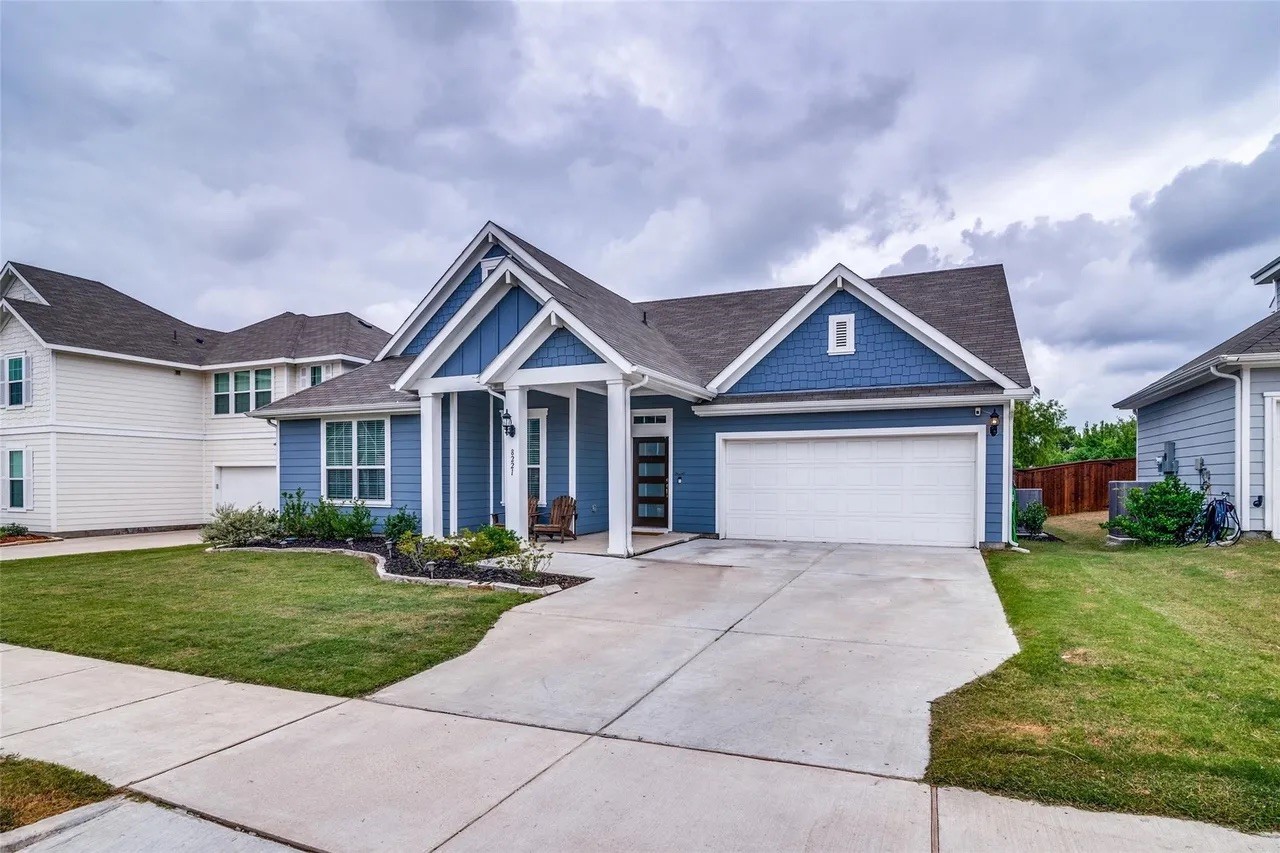 8221 Hampton Drive Rowlett TX 75089