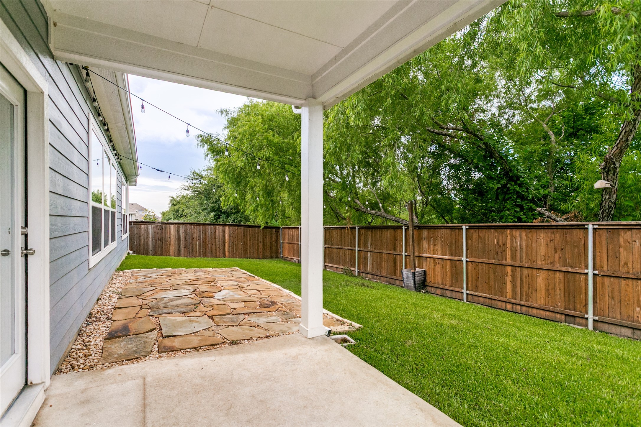 8221 Hampton Drive Rowlett TX 75089
