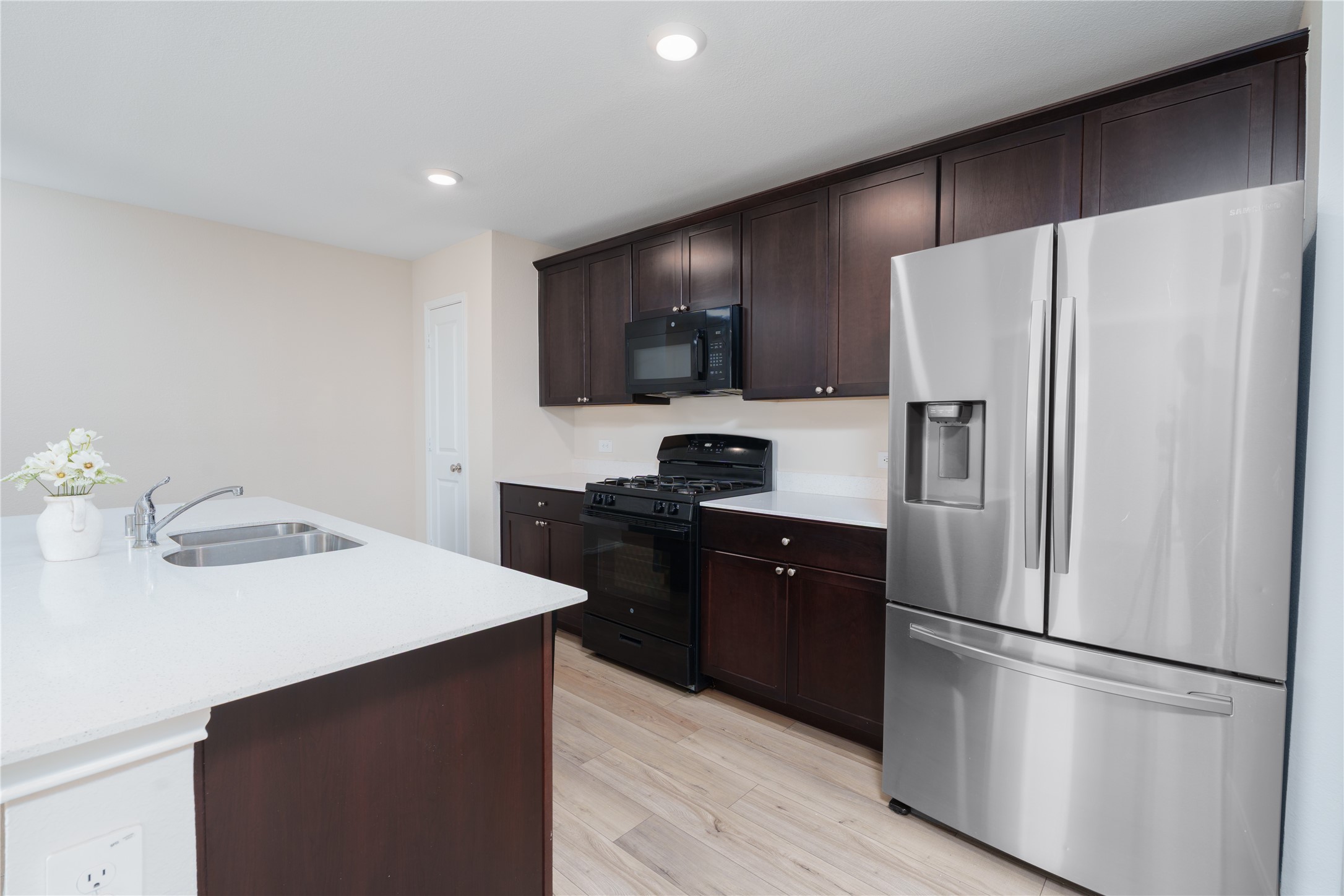 320 Red Rock Trail Fort Worth TX 76052