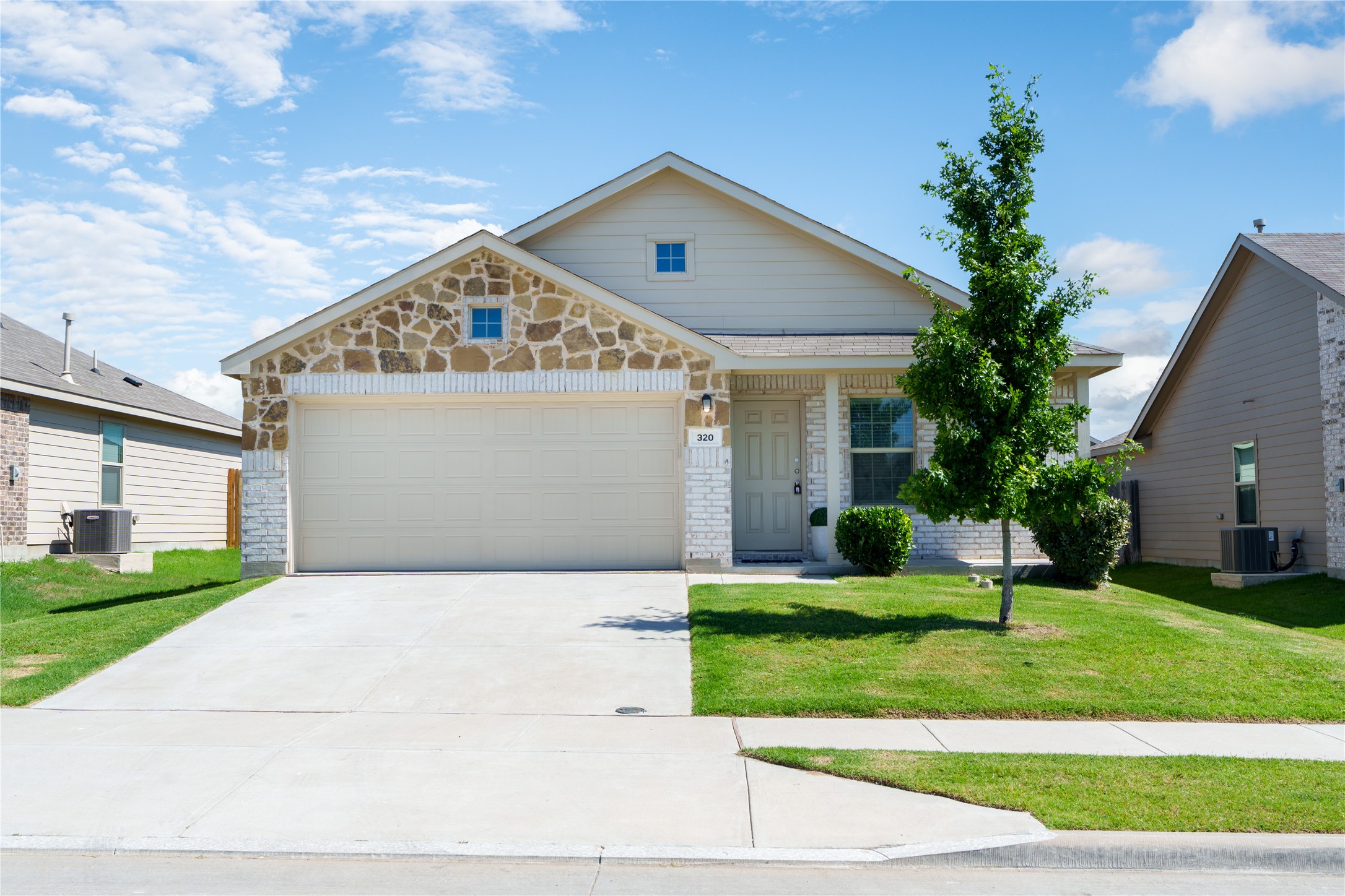 320 Red Rock Trail Fort Worth TX 76052