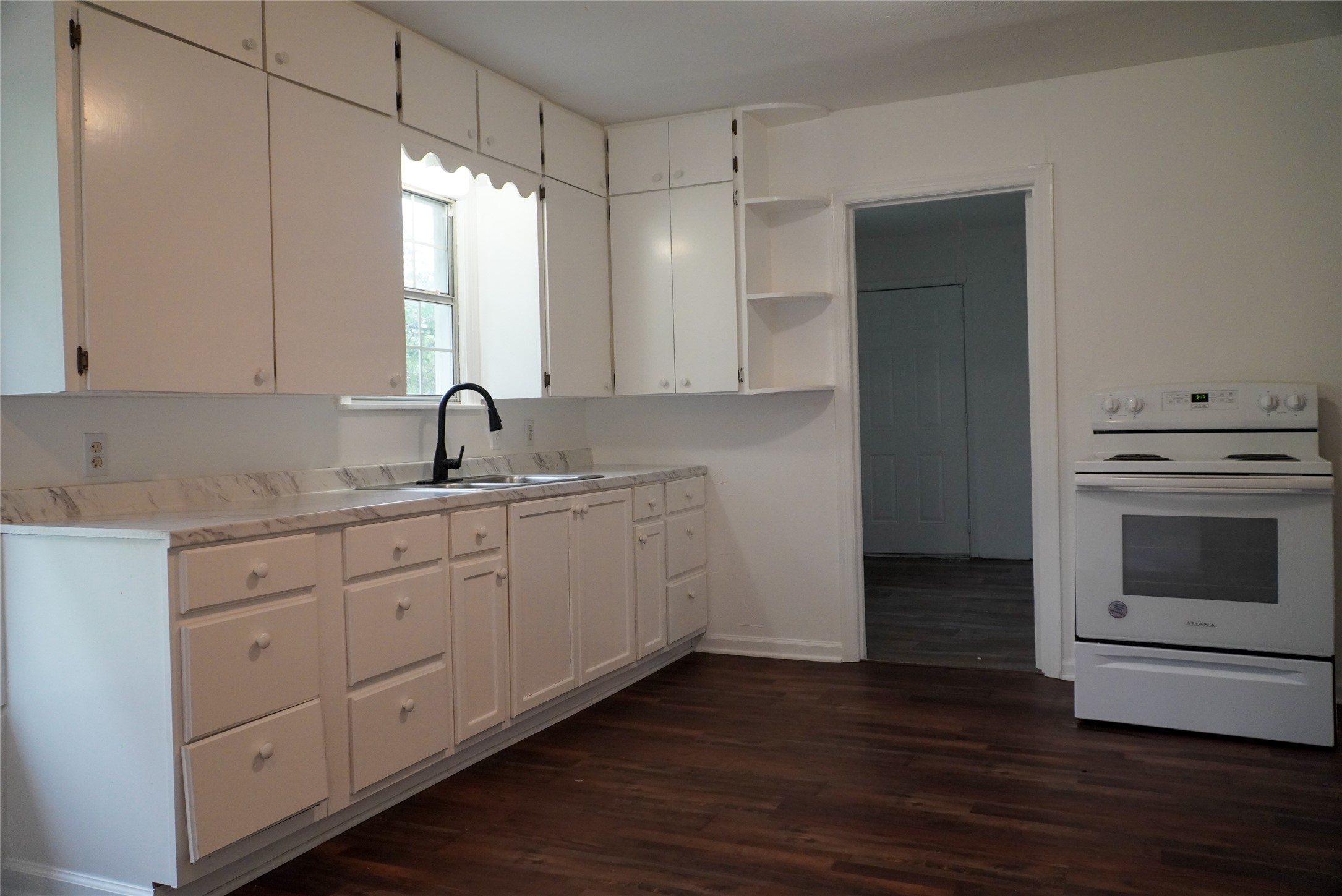 403 N Fairview Street Keene TX 76059