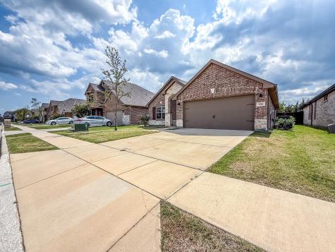 1506 Fairweather Way Forney TX 75126