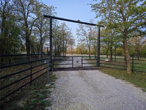 251 Spring Valley Road Paradise TX 76073