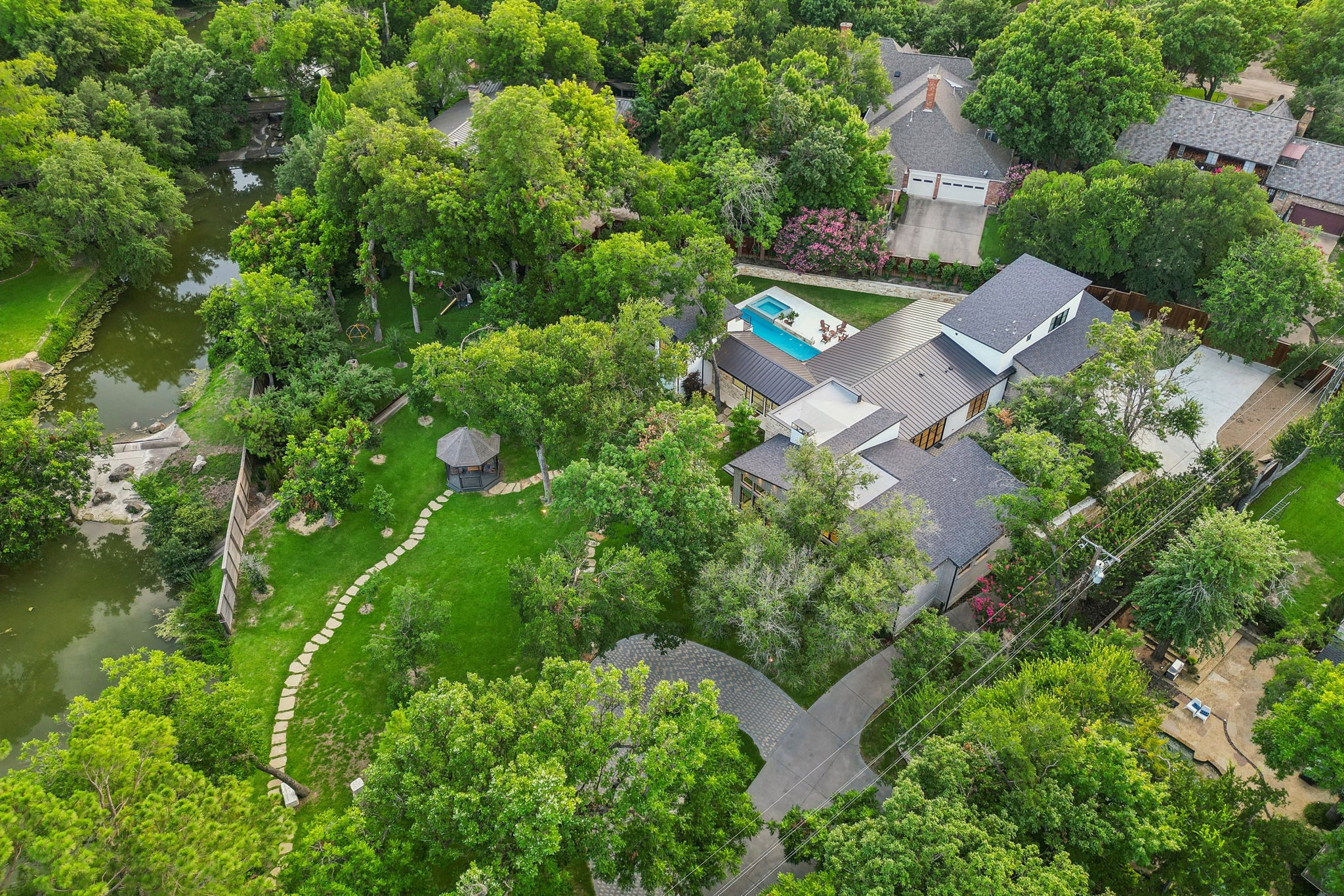 13919 Hughes Lane Dallas TX 75240