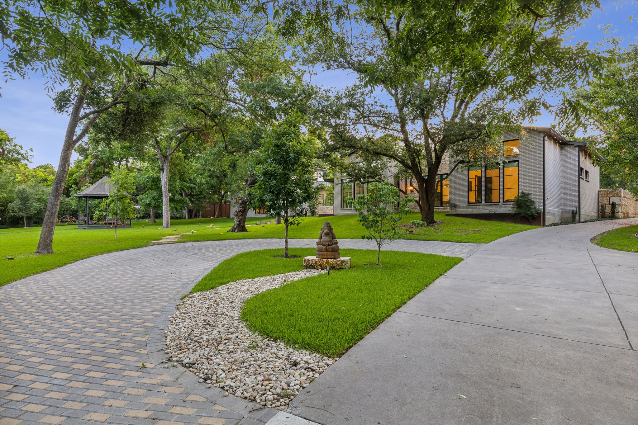 13919 Hughes Lane Dallas TX 75240