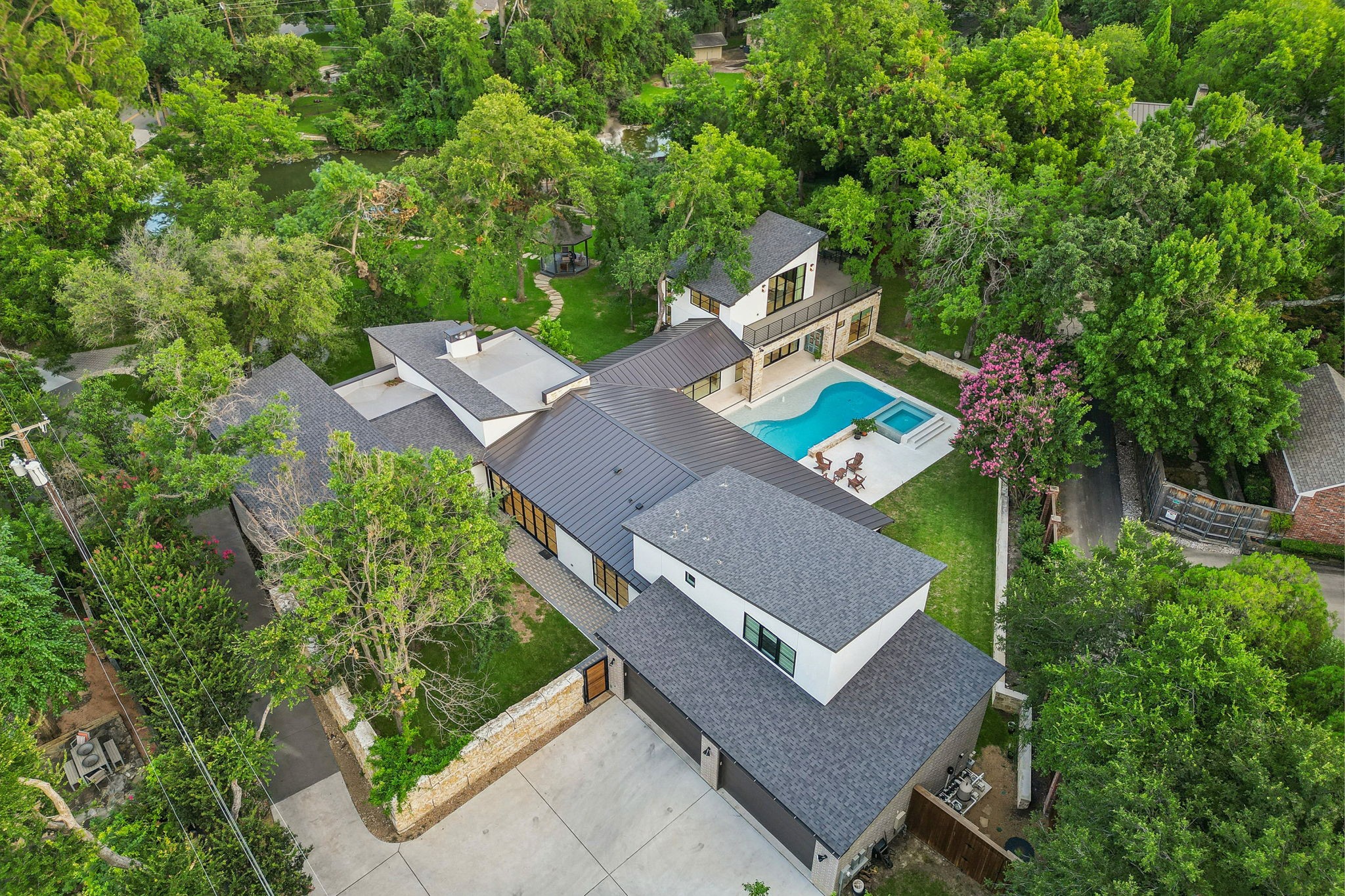 13919 Hughes Lane Dallas TX 75240