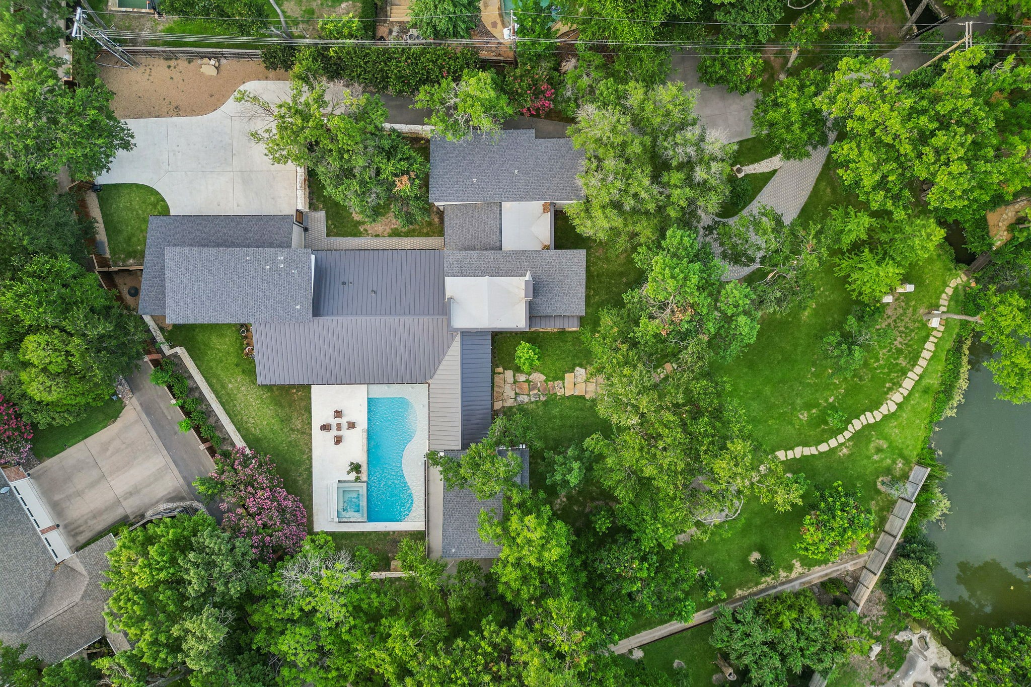 13919 Hughes Lane Dallas TX 75240