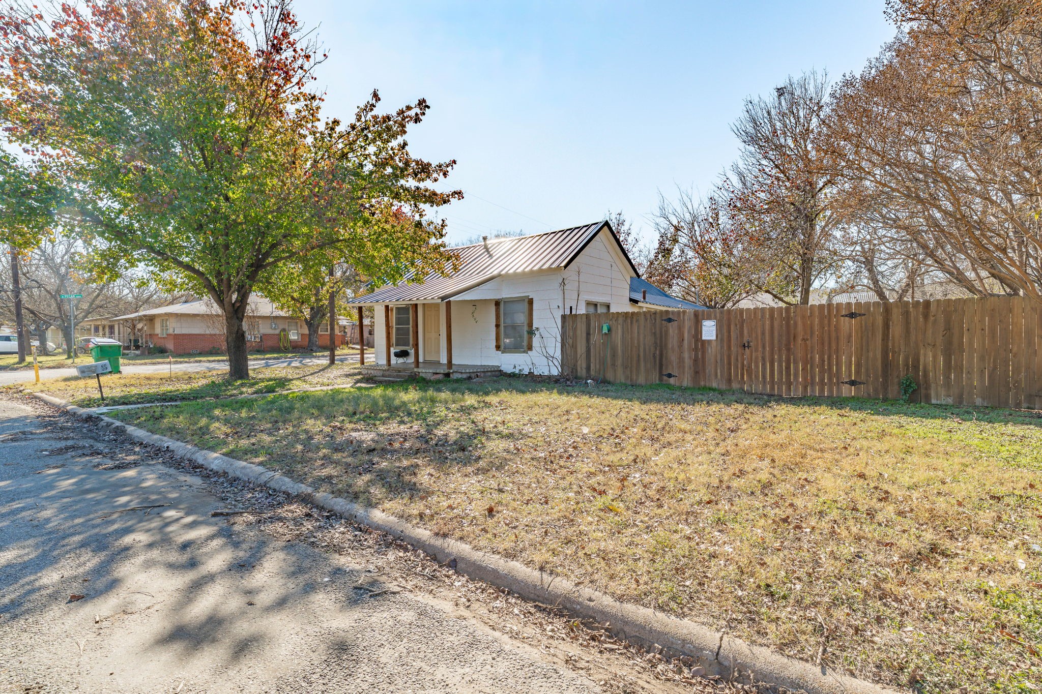 1000 N Clinton Street N Stephenville TX 76401