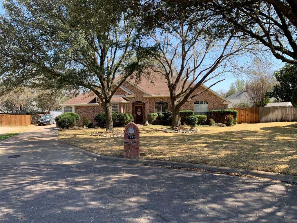1713 Gatehouse Court Colleyville TX 76034