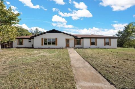 316 Benson Road Robinson TX 76706