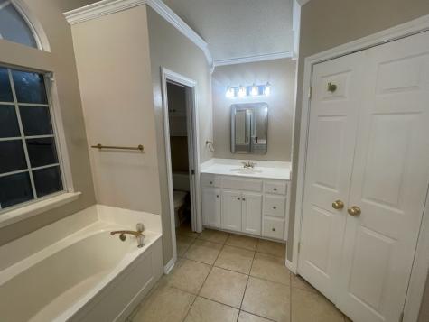 201 Chaparral Drive Hillsboro TX 76645