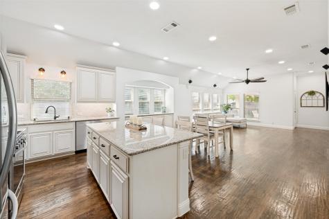 713 Marietta Lane Aubrey TX 76227