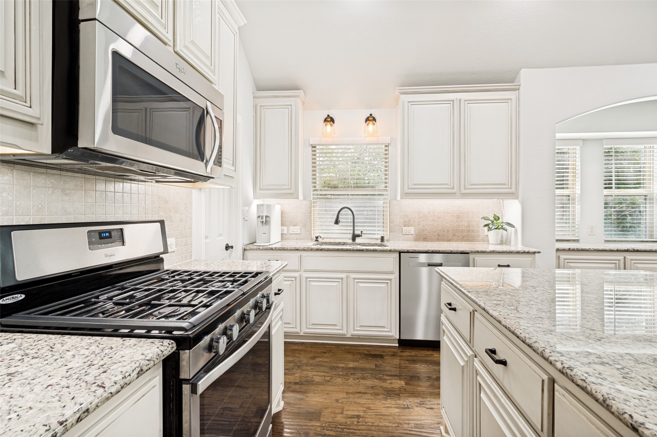 713 Marietta Lane Aubrey TX 76227