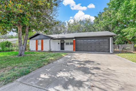 329 Lena Lane Burleson TX 76028