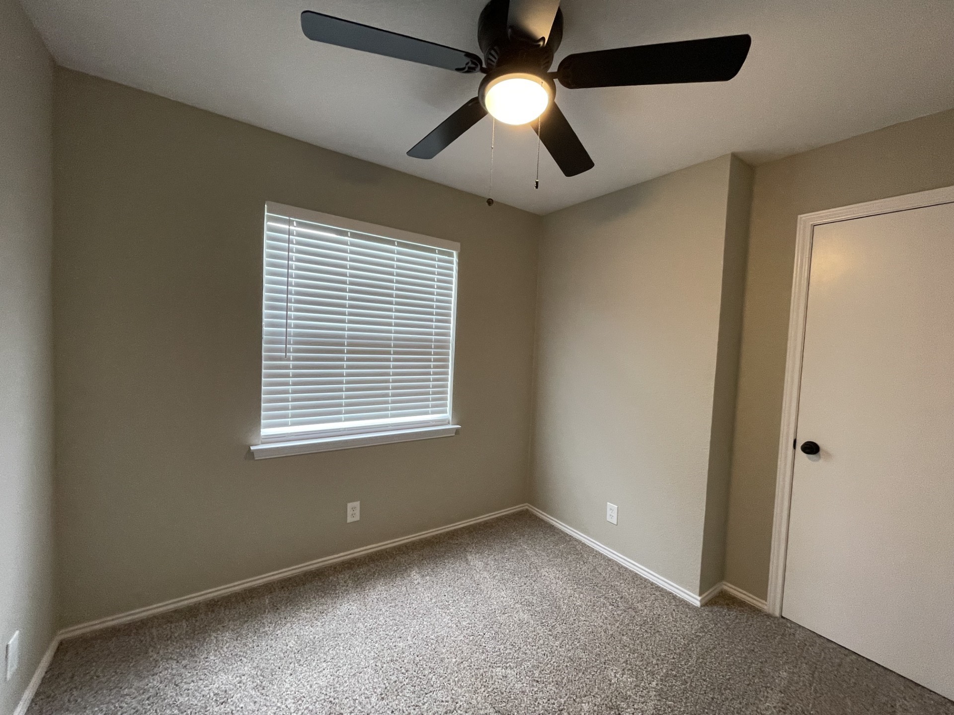 4104 Green Acres Circle Arlington TX 76017