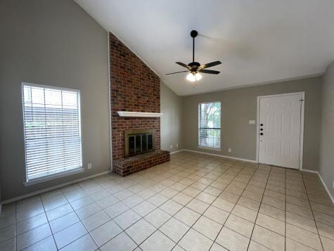 4104 Green Acres Circle Arlington TX 76017