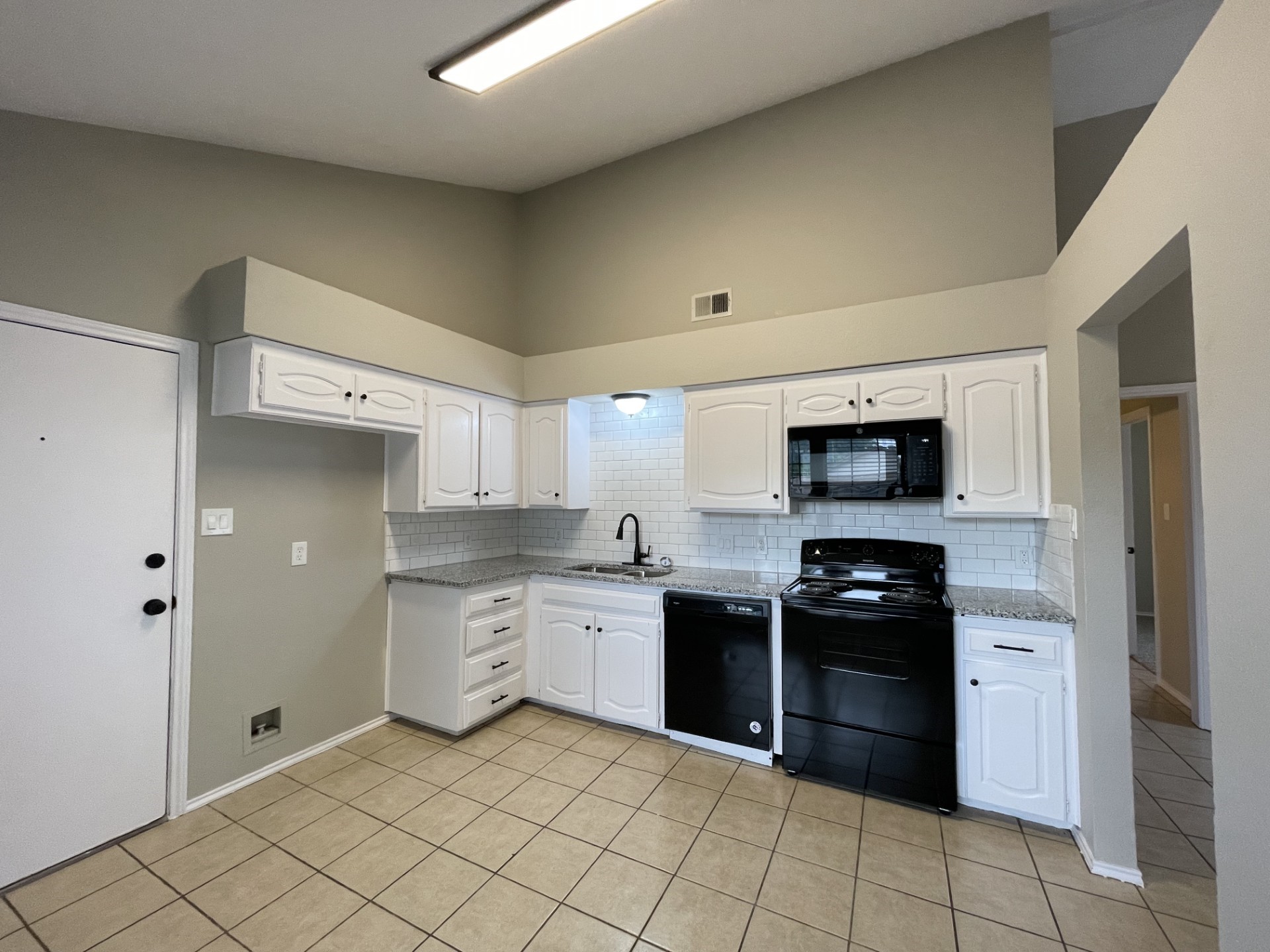 4104 Green Acres Circle Arlington TX 76017