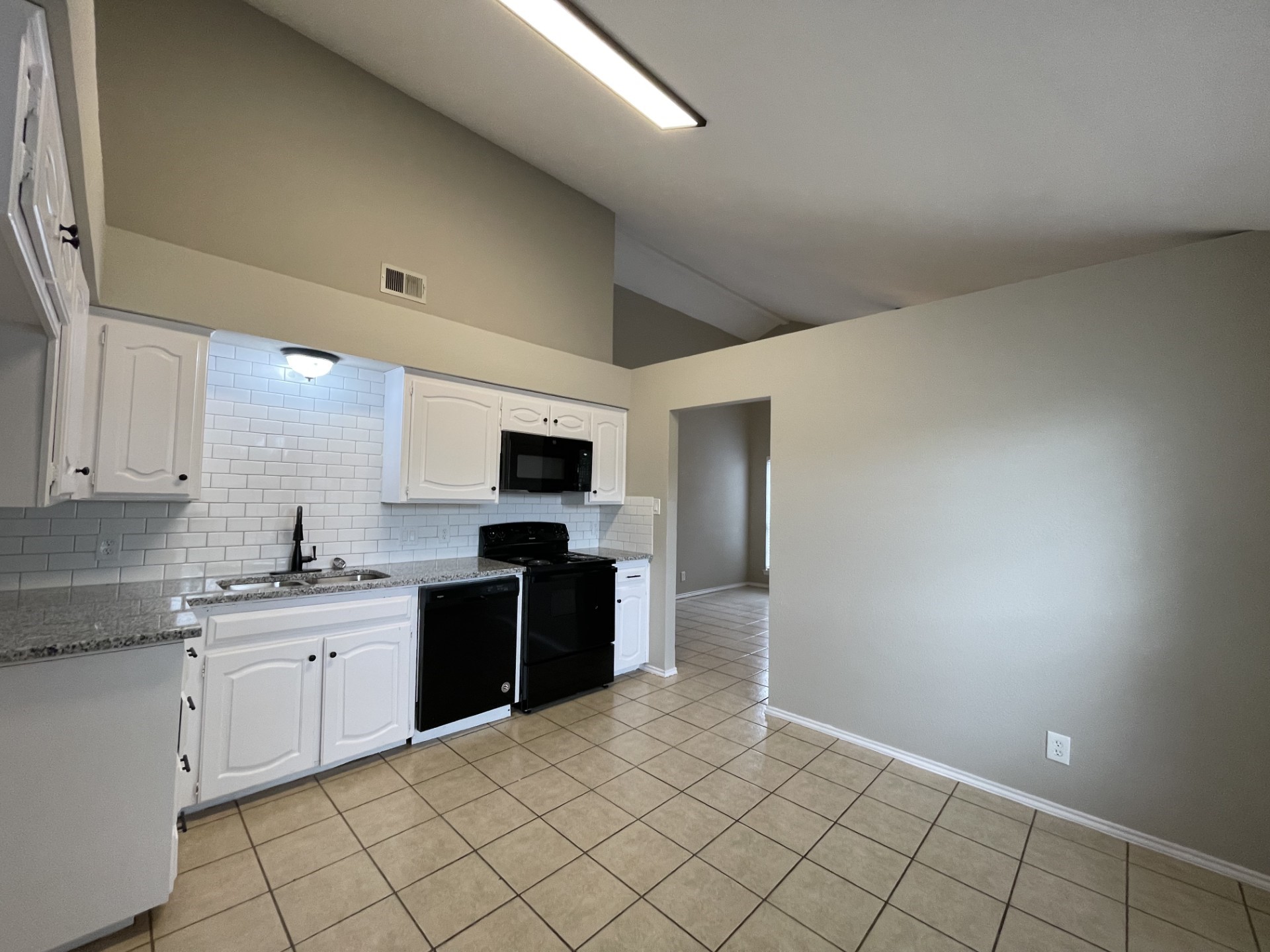 4104 Green Acres Circle Arlington TX 76017