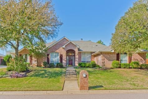732 Hunters Glen Trail Fort Worth TX 76120